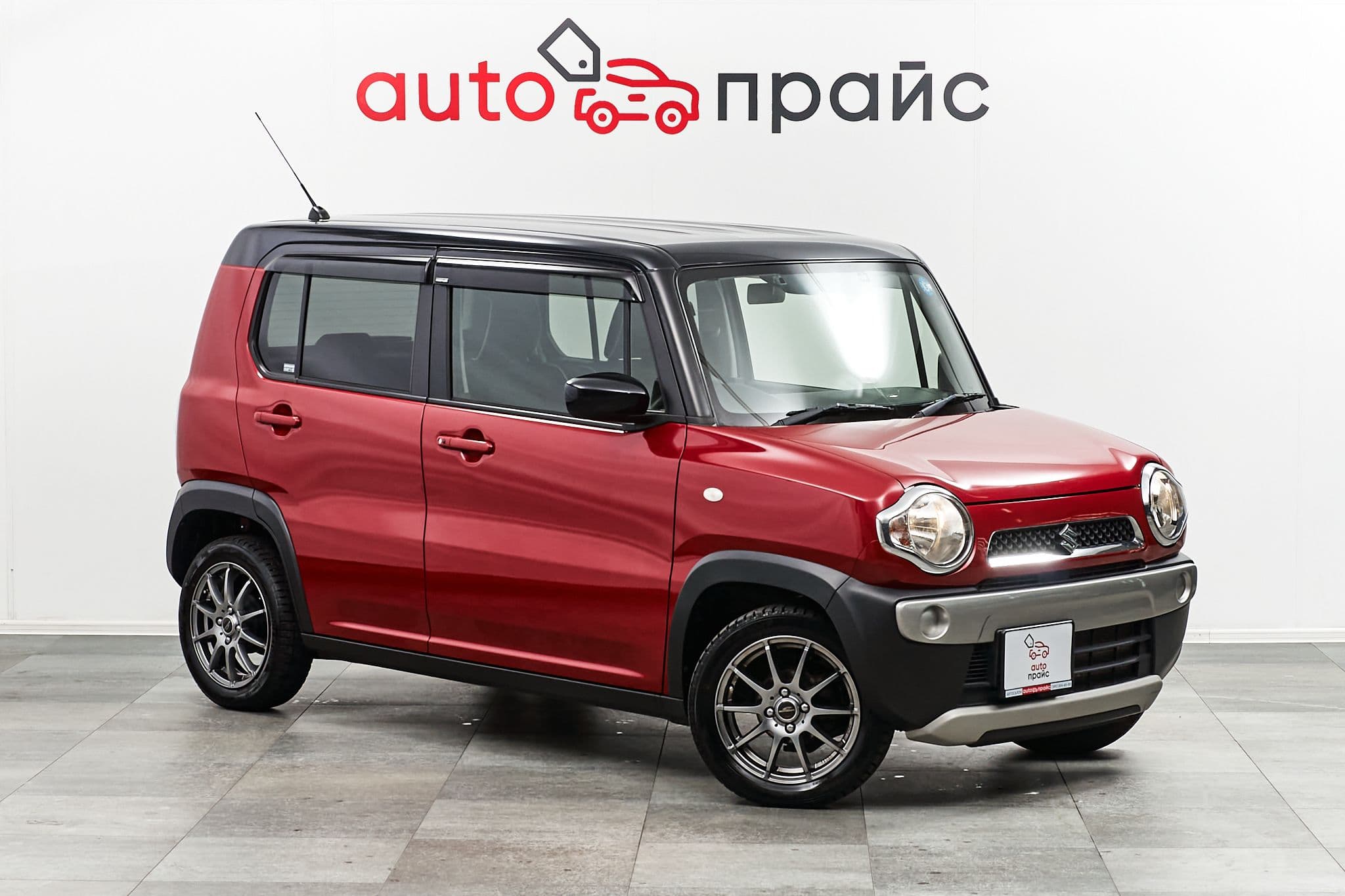 Suzuki Hustler - 1