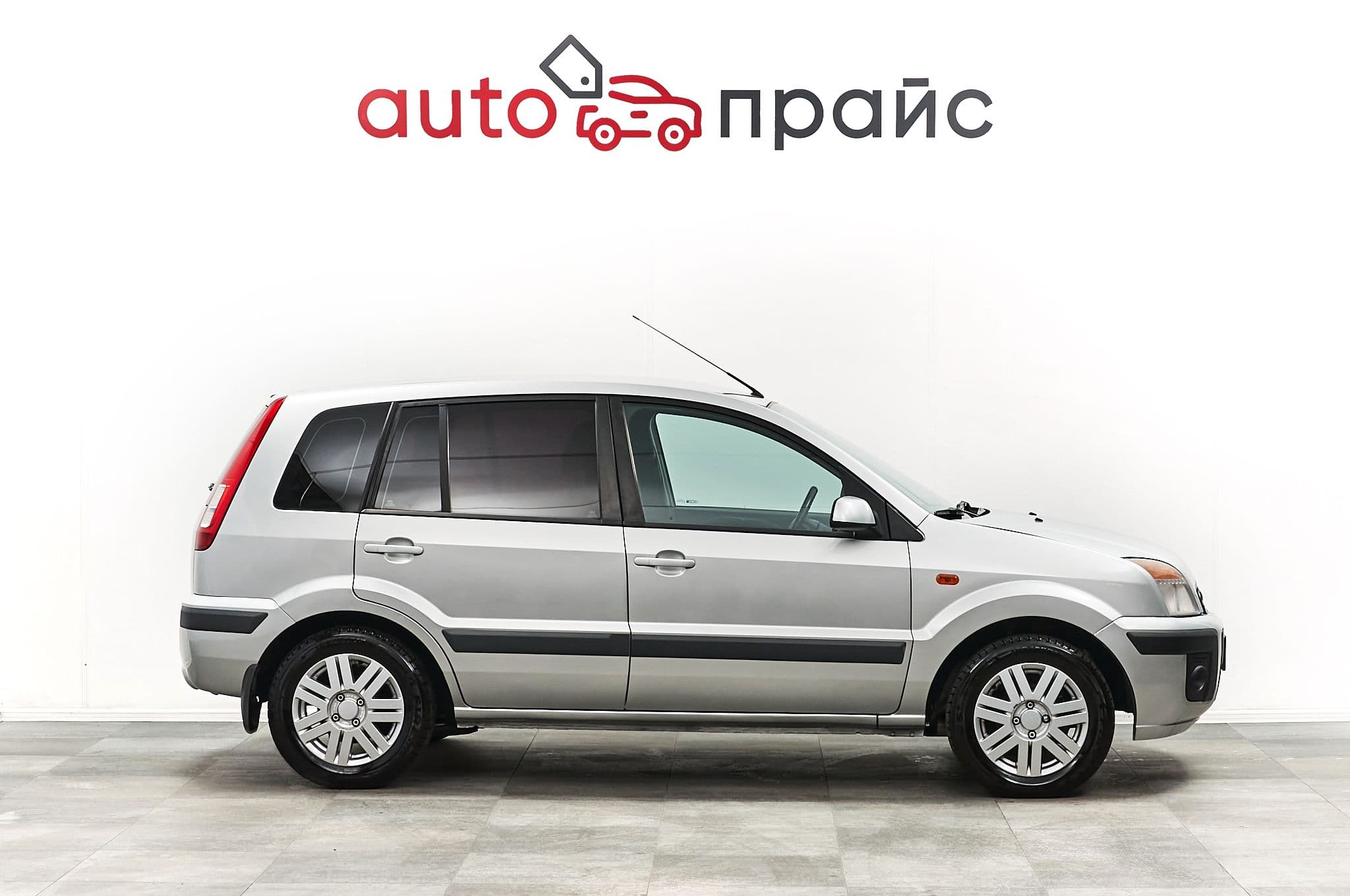 Ford Fusion - 3