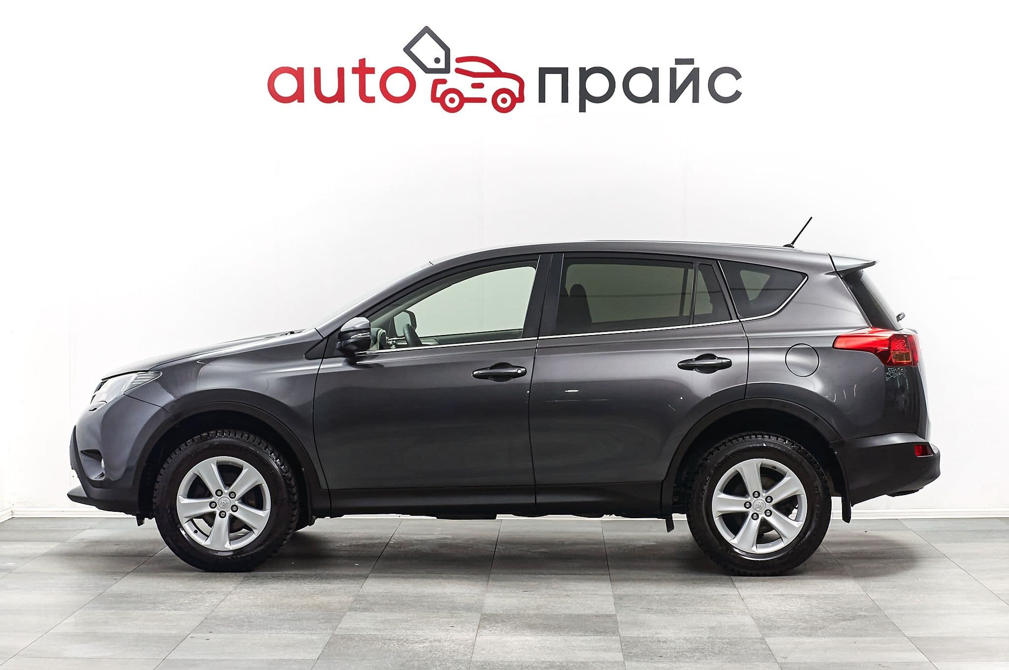 Toyota RAV4 - 3