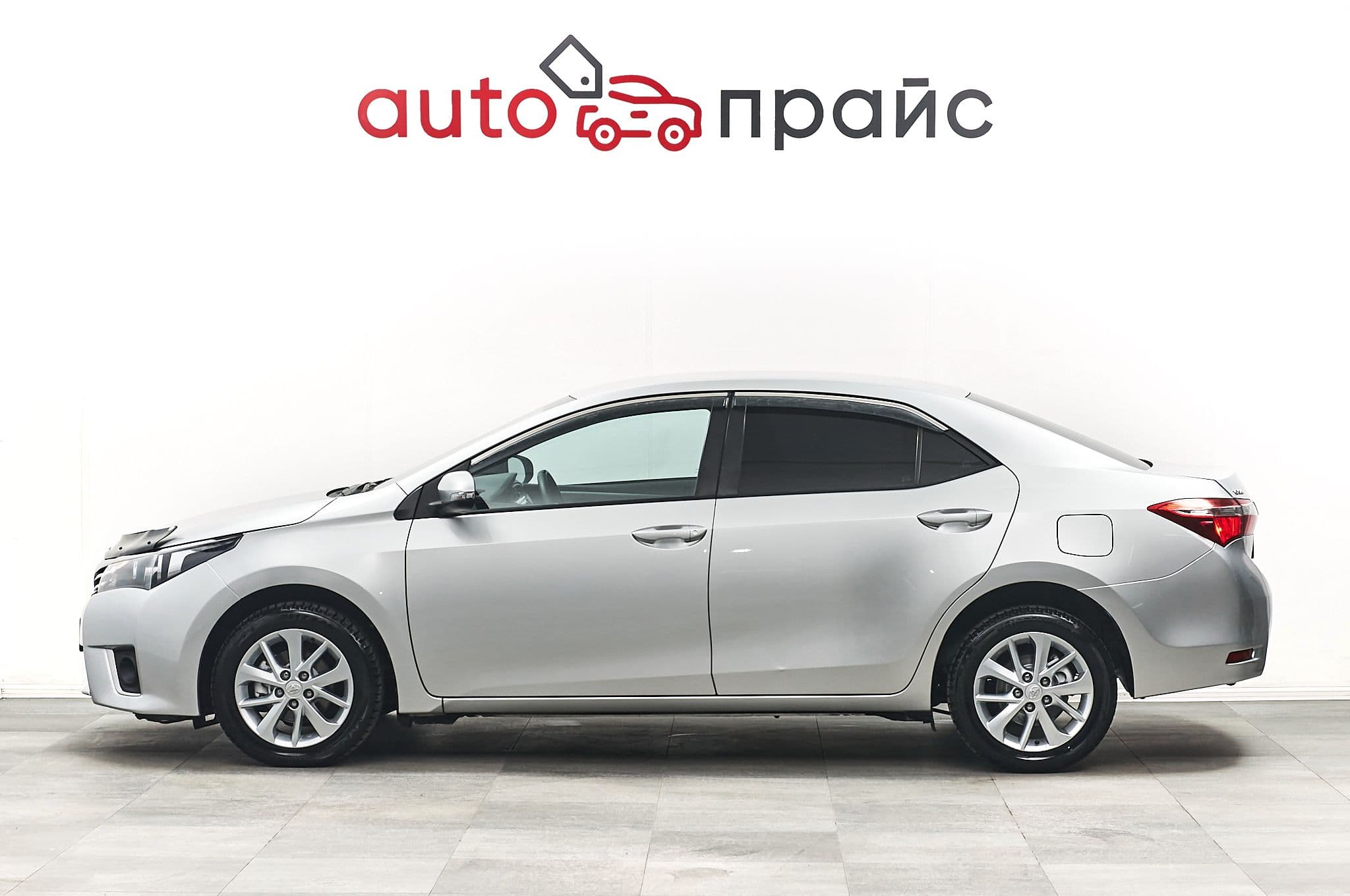 Toyota Corolla - 3