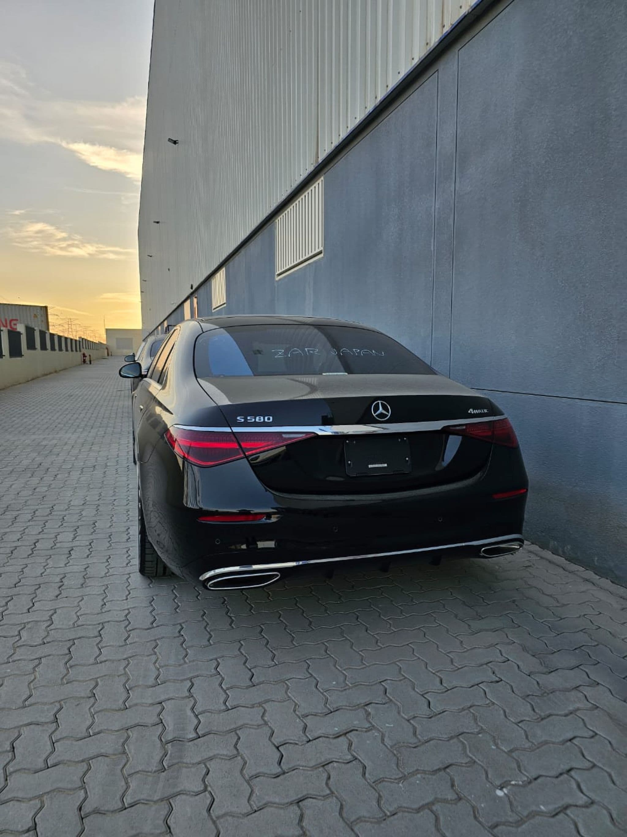 Mercedes-Benz S580 - 1