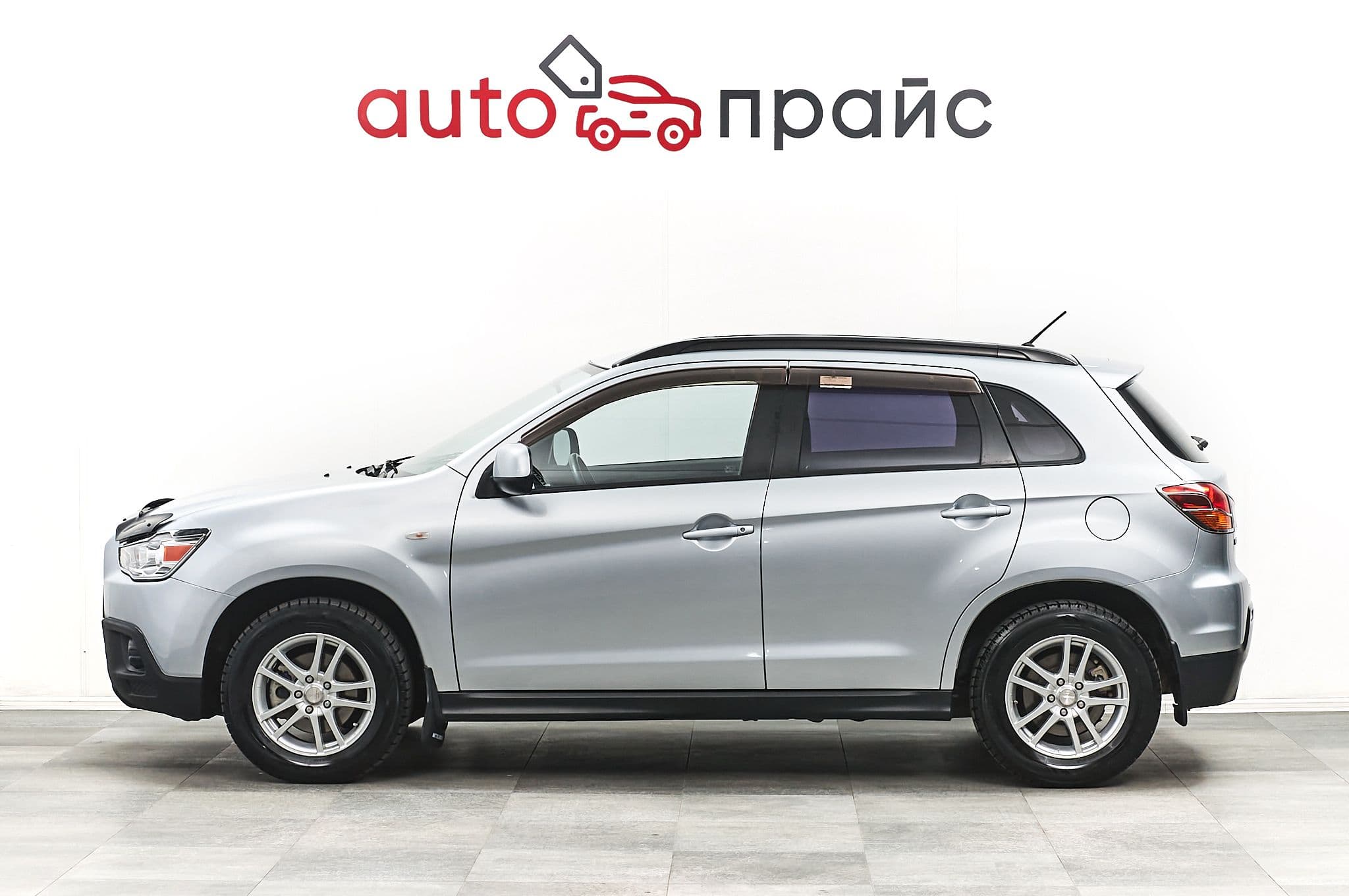 Mitsubishi ASX - 3