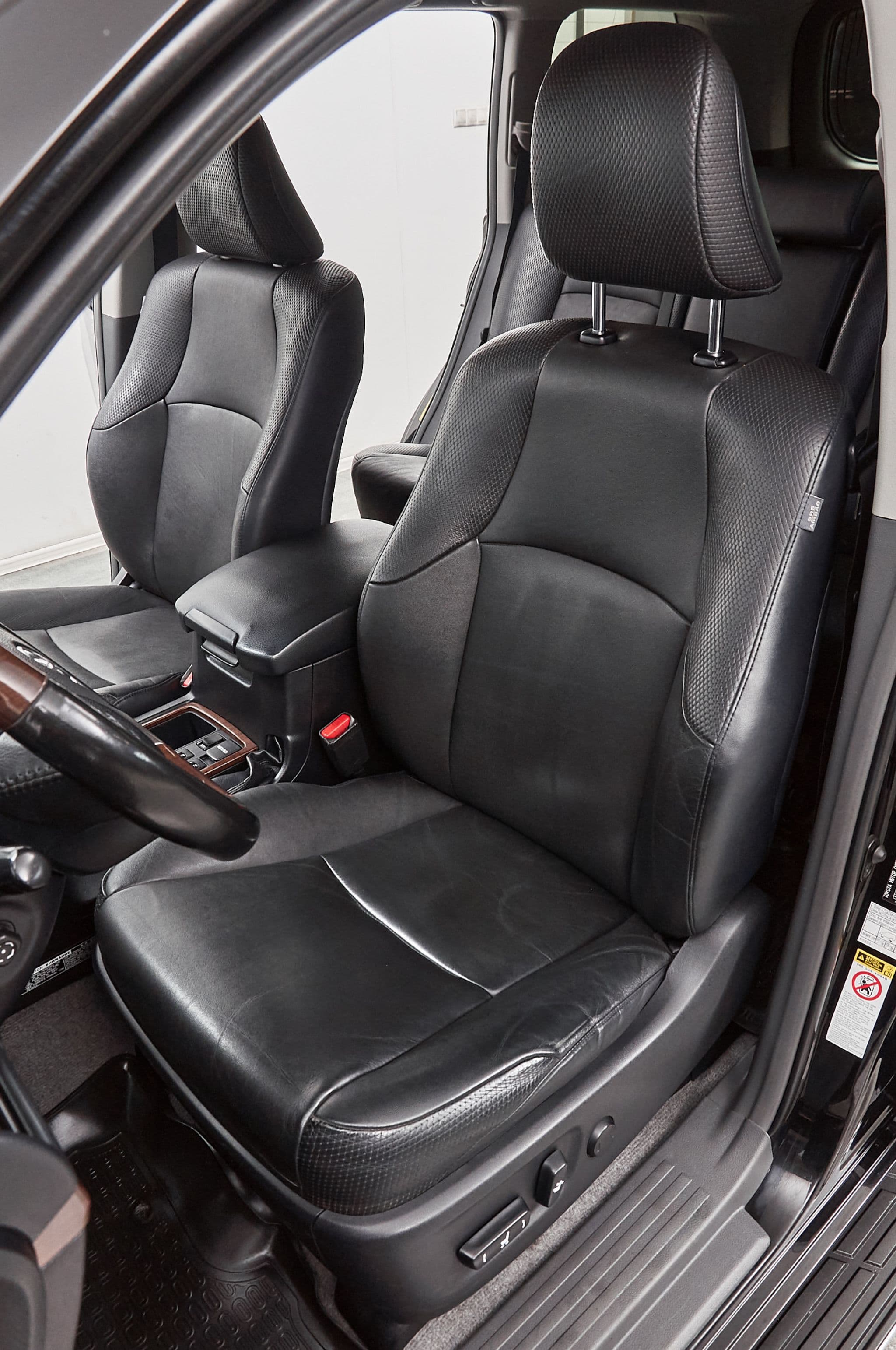 Toyota Land Cruiser Prado - 5