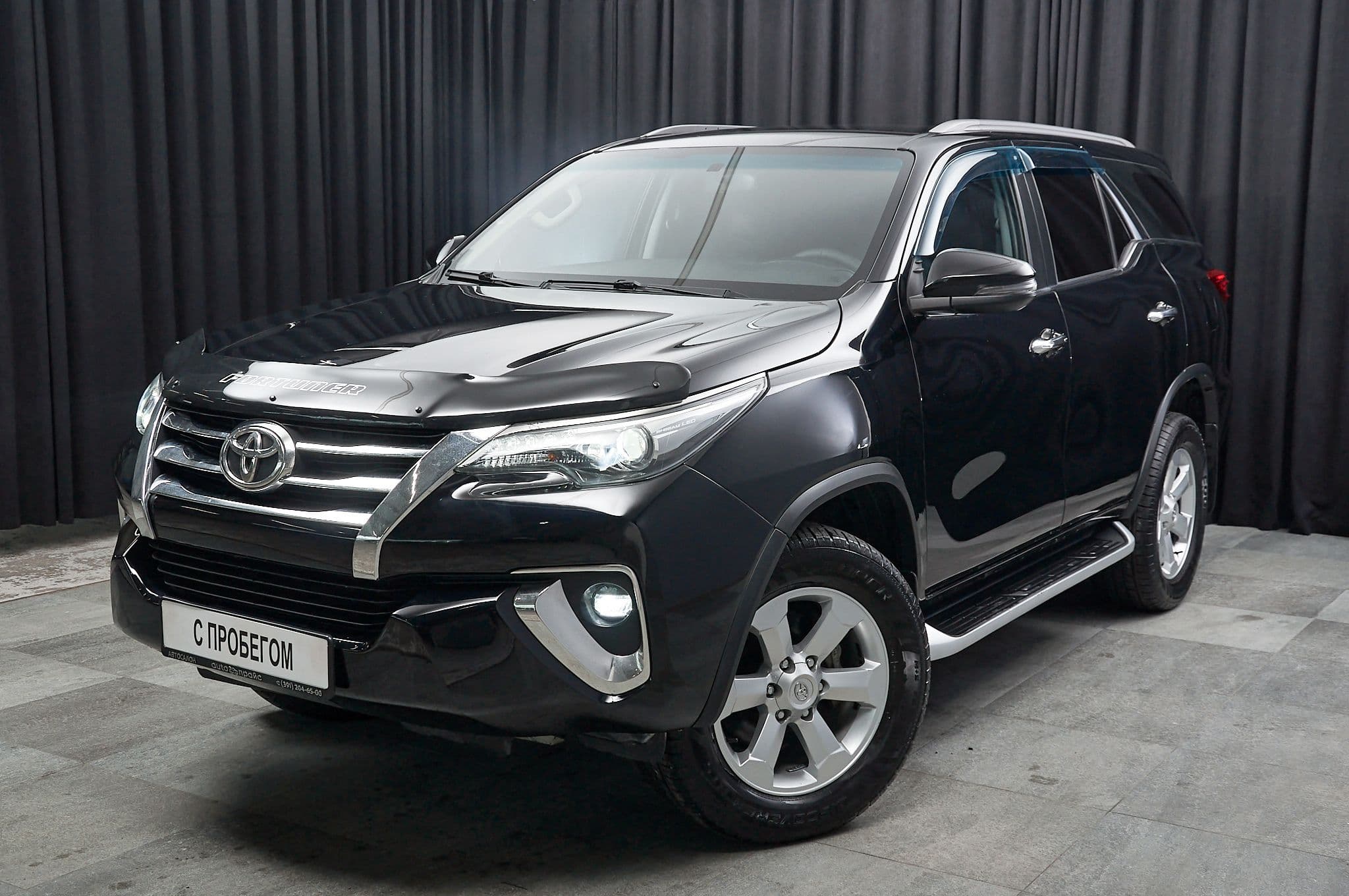 Toyota Fortuner - 1