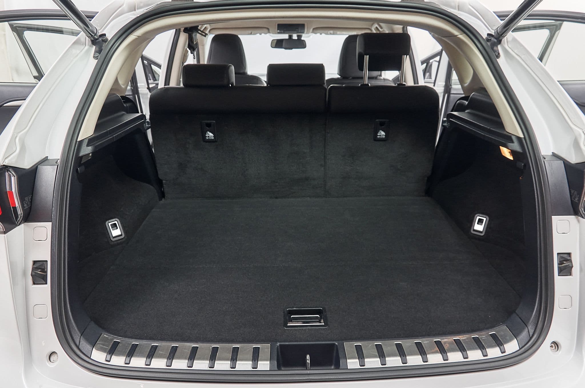 Lexus NX300h - 5