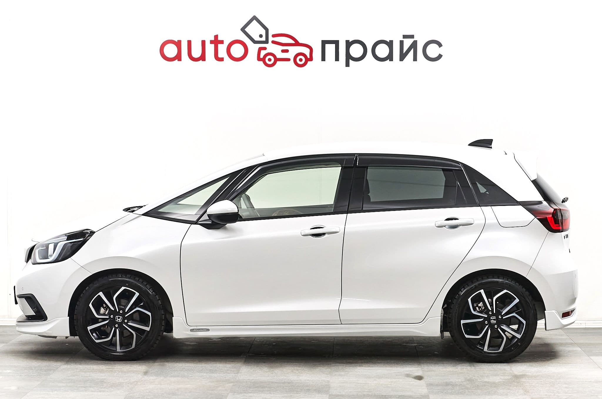 Honda Fit - 3