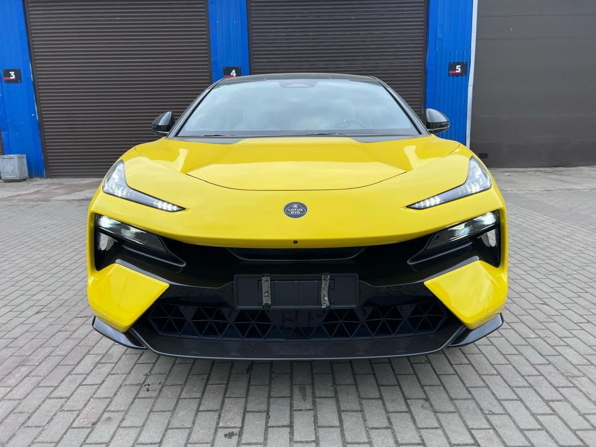 Lotus Eletre - 2