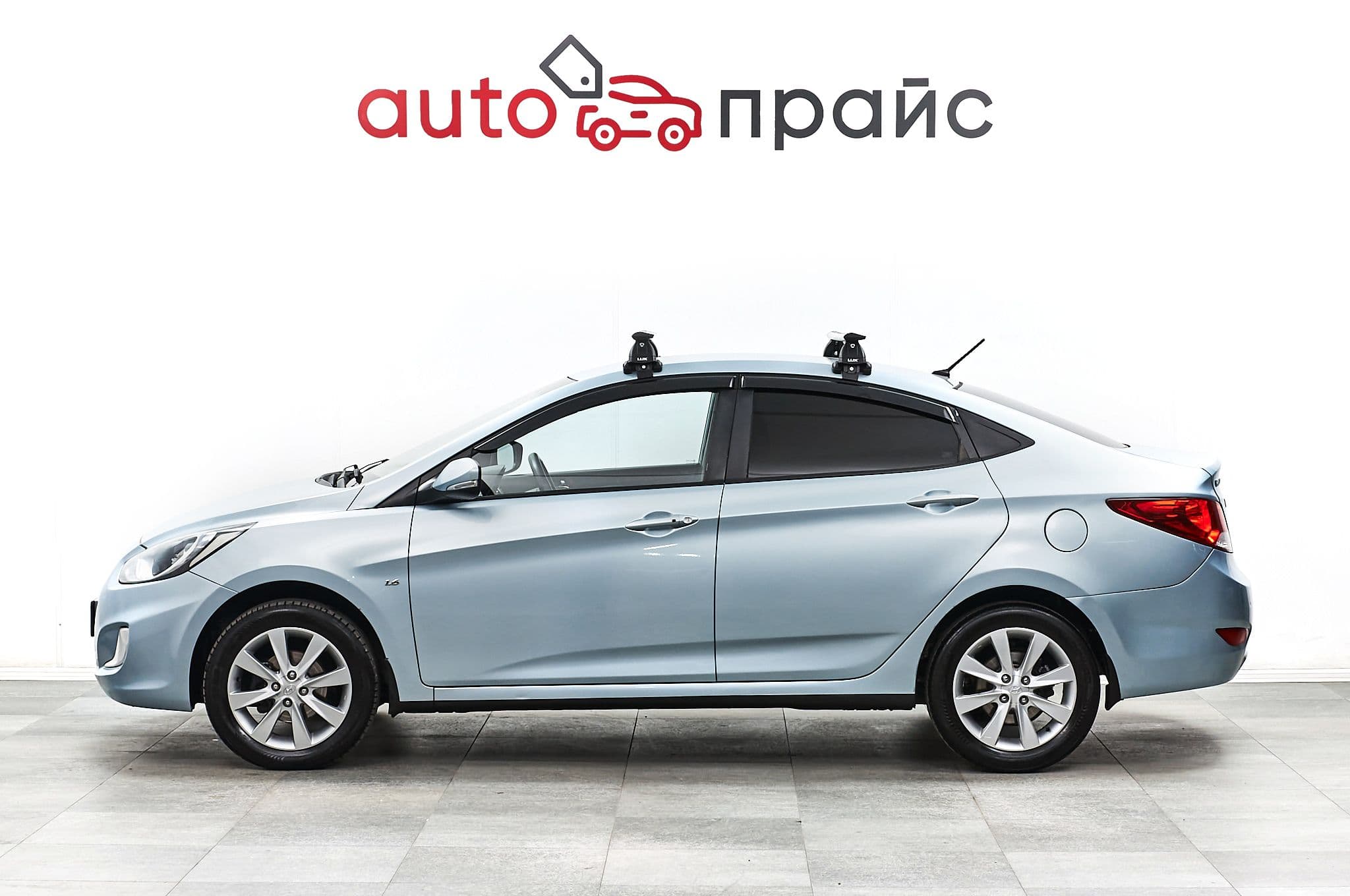 Hyundai Solaris - 3