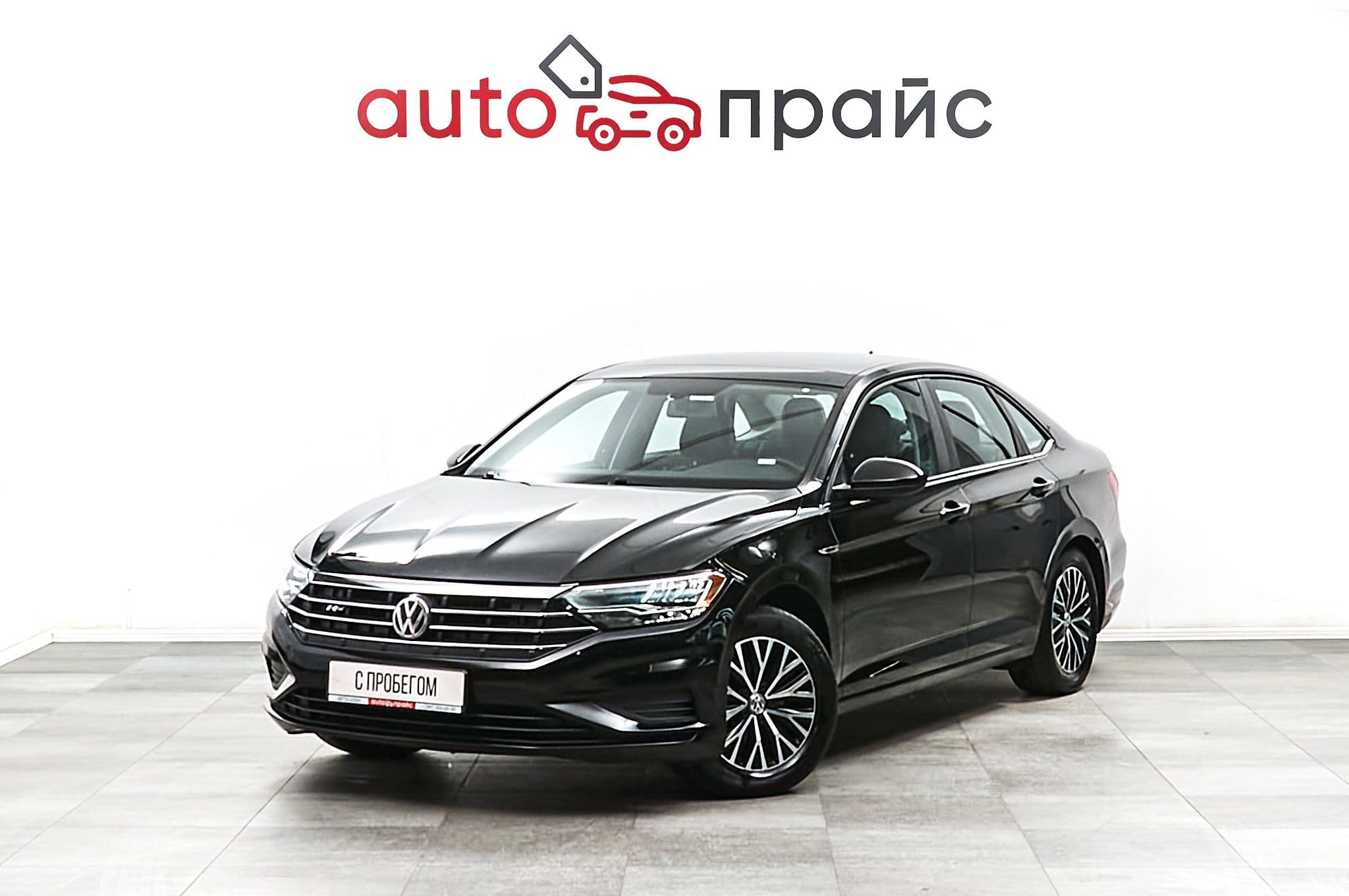 Volkswagen Jetta - 2