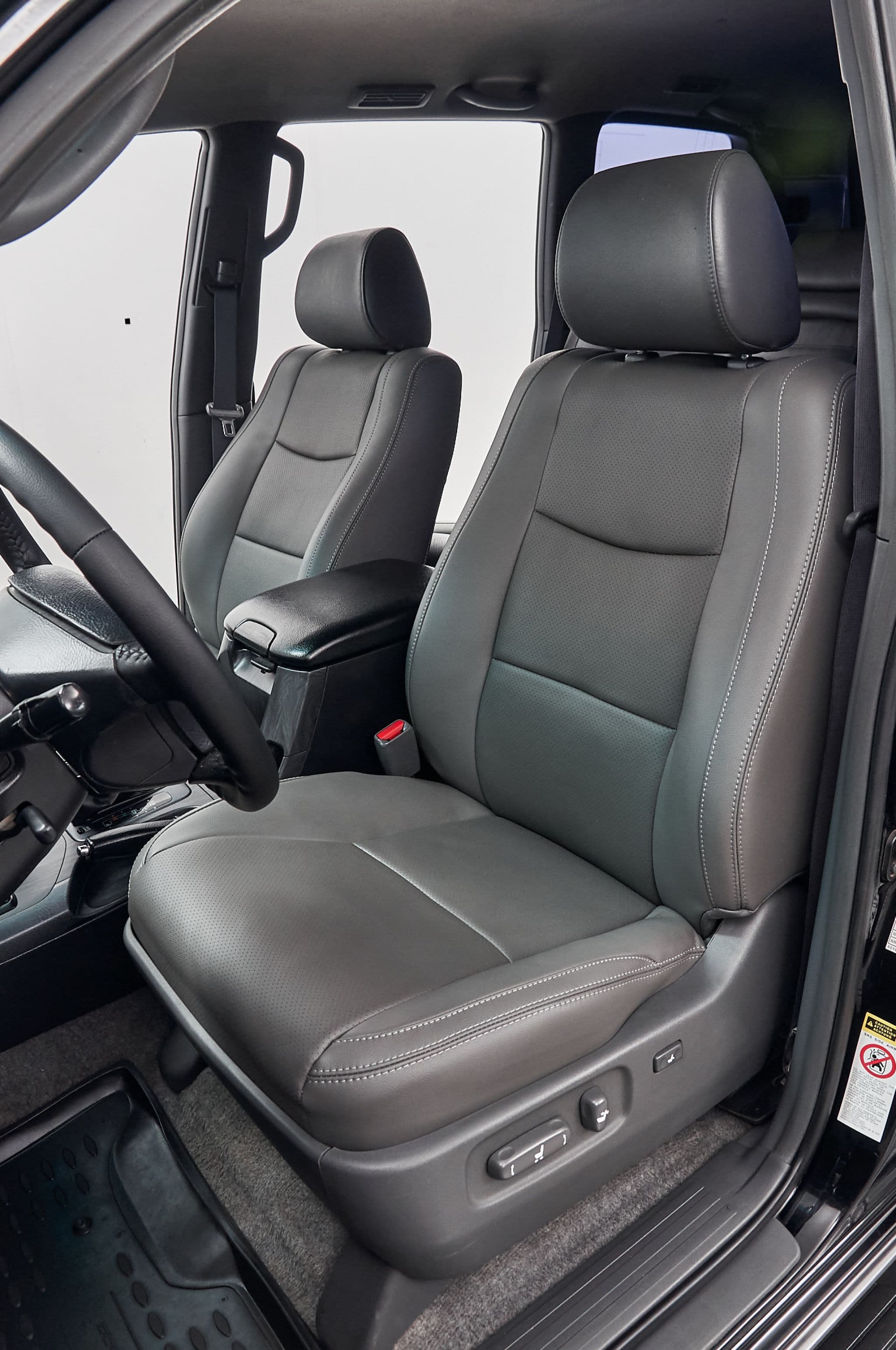 Toyota Land Cruiser Prado - 5