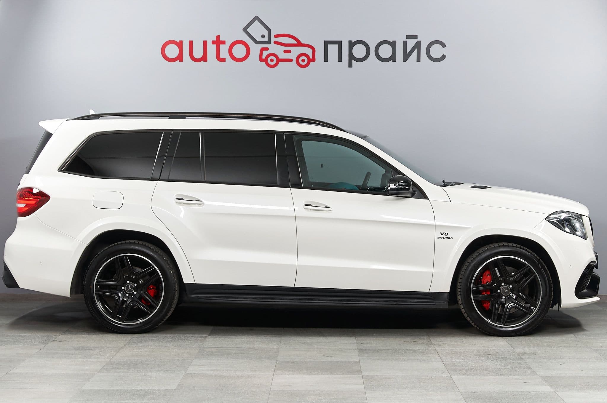 Mercedes-Benz GLS63 - 4