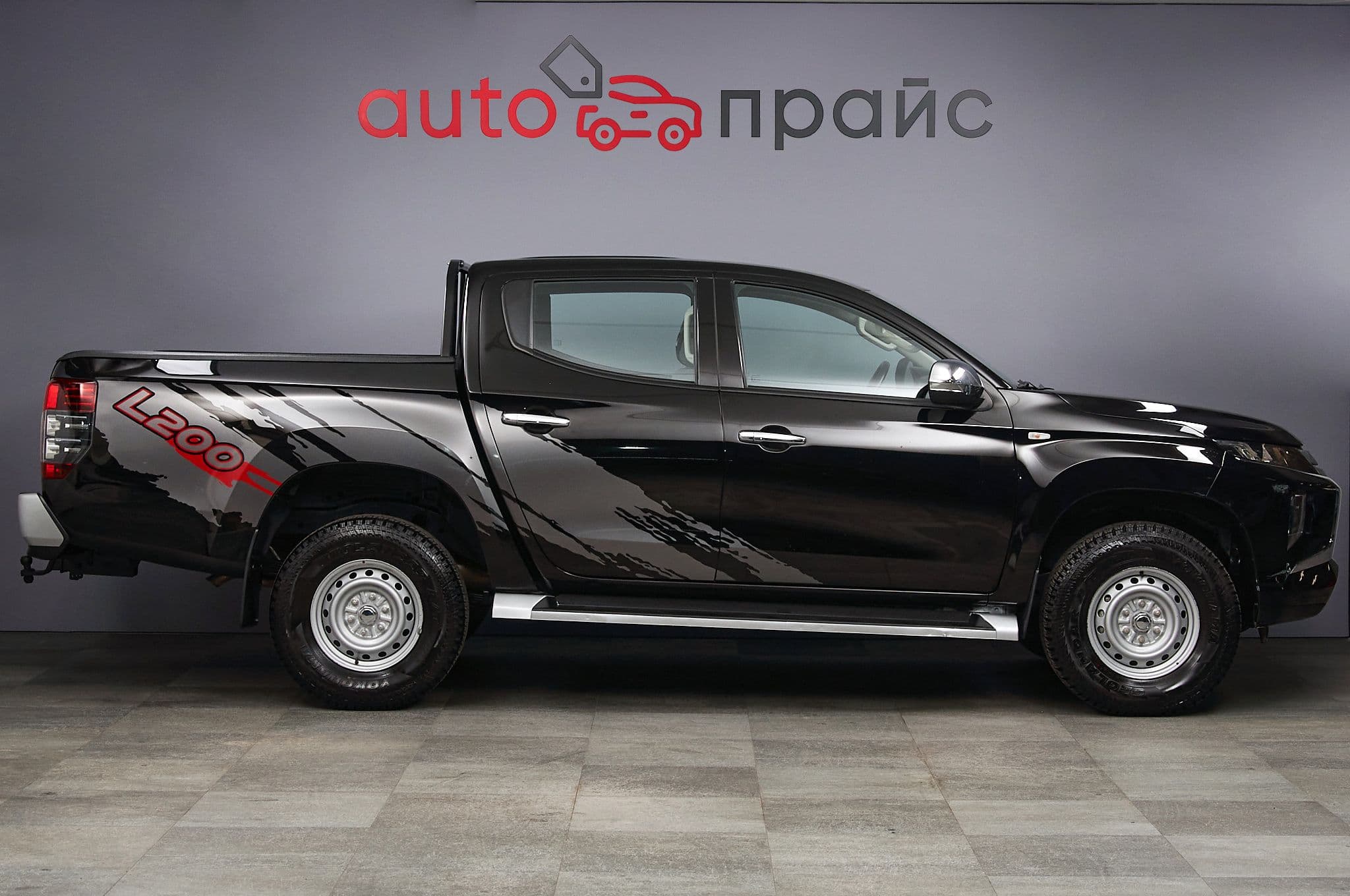 Mitsubishi L200 - 1