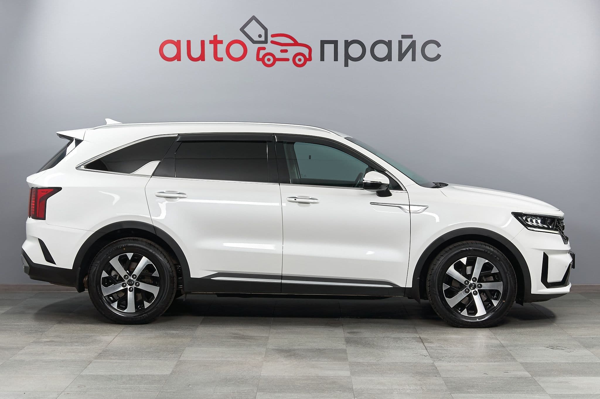 Kia Sorento - 3