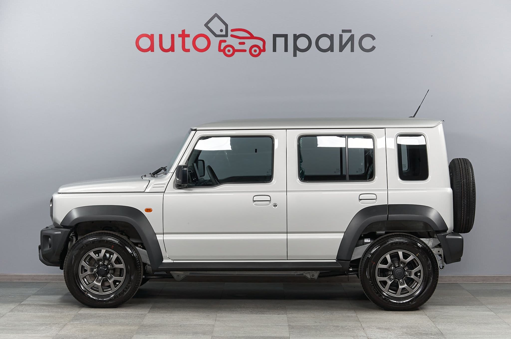 Suzuki Jimny - 3