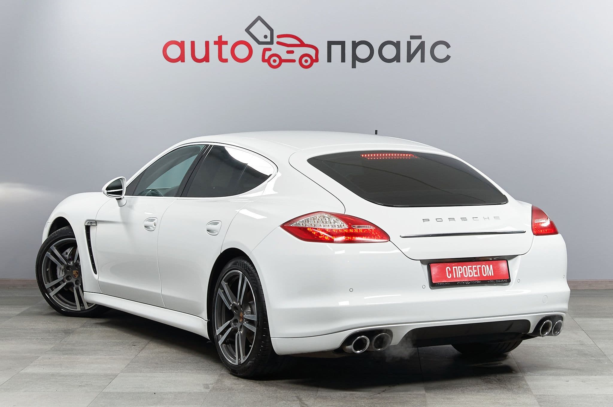 Porsche Panamera - 2