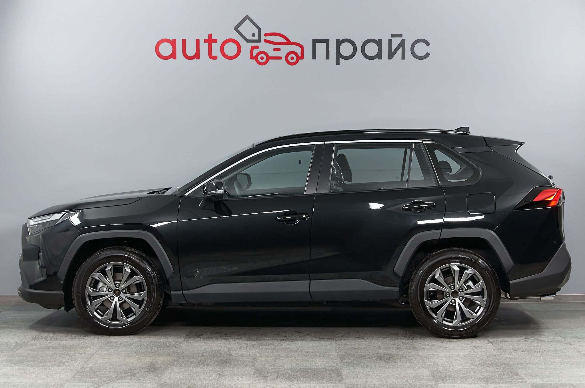 Toyota RAV4 - 5