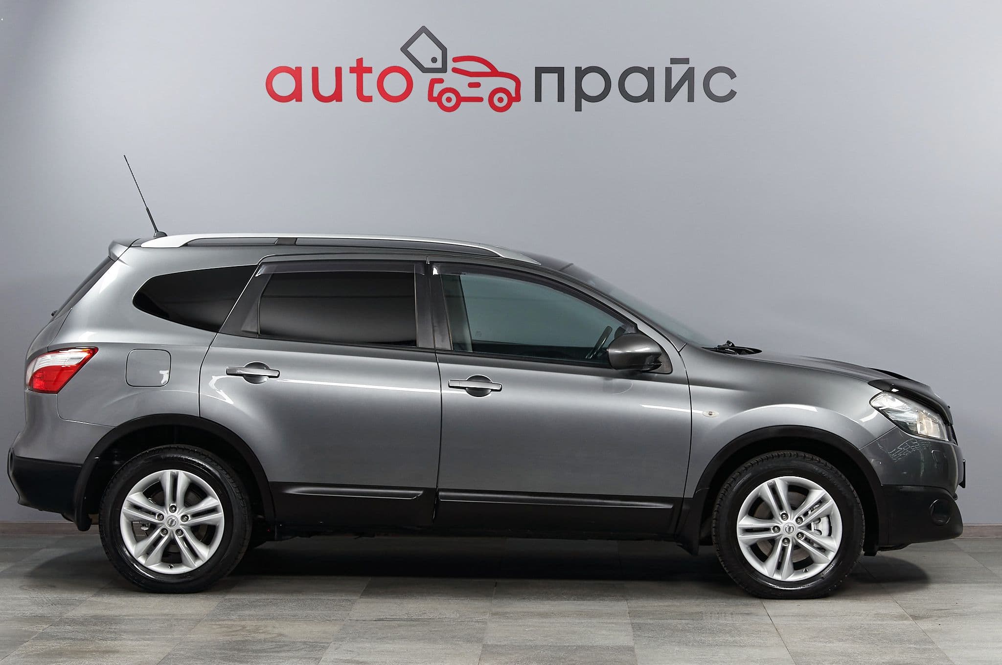 Nissan Qashqai+2 - 4