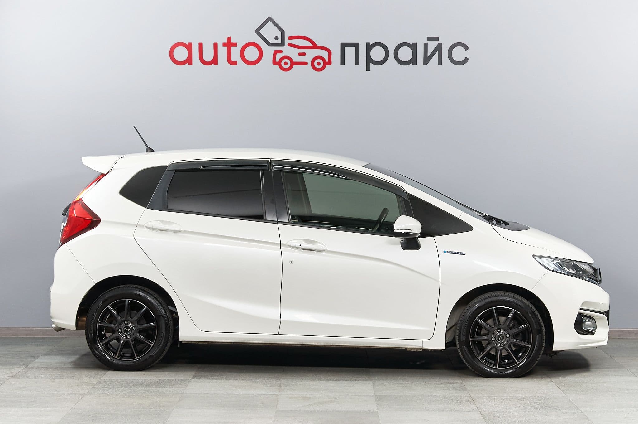 Honda Fit - 3