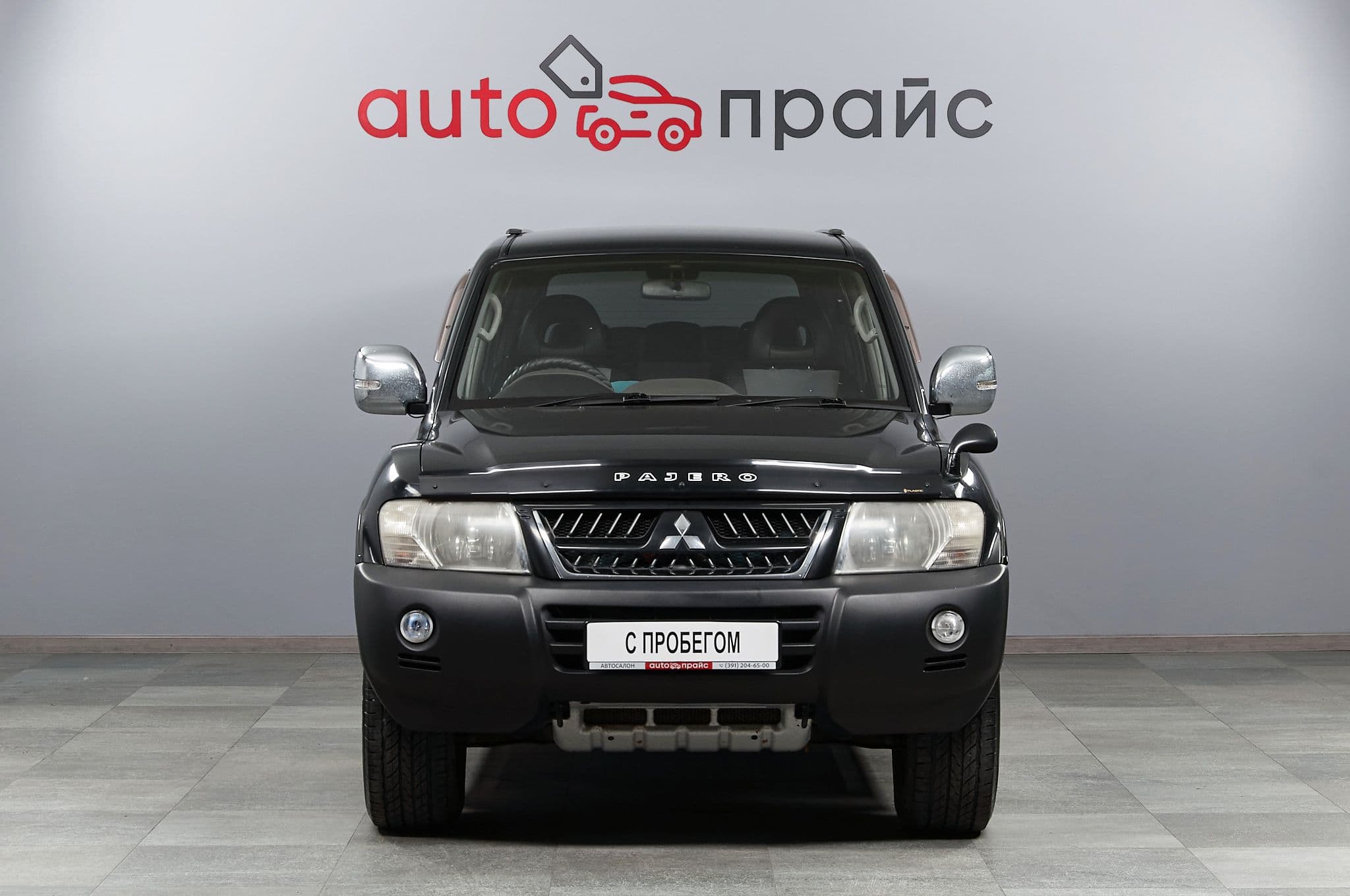 Mitsubishi Pajero - 1