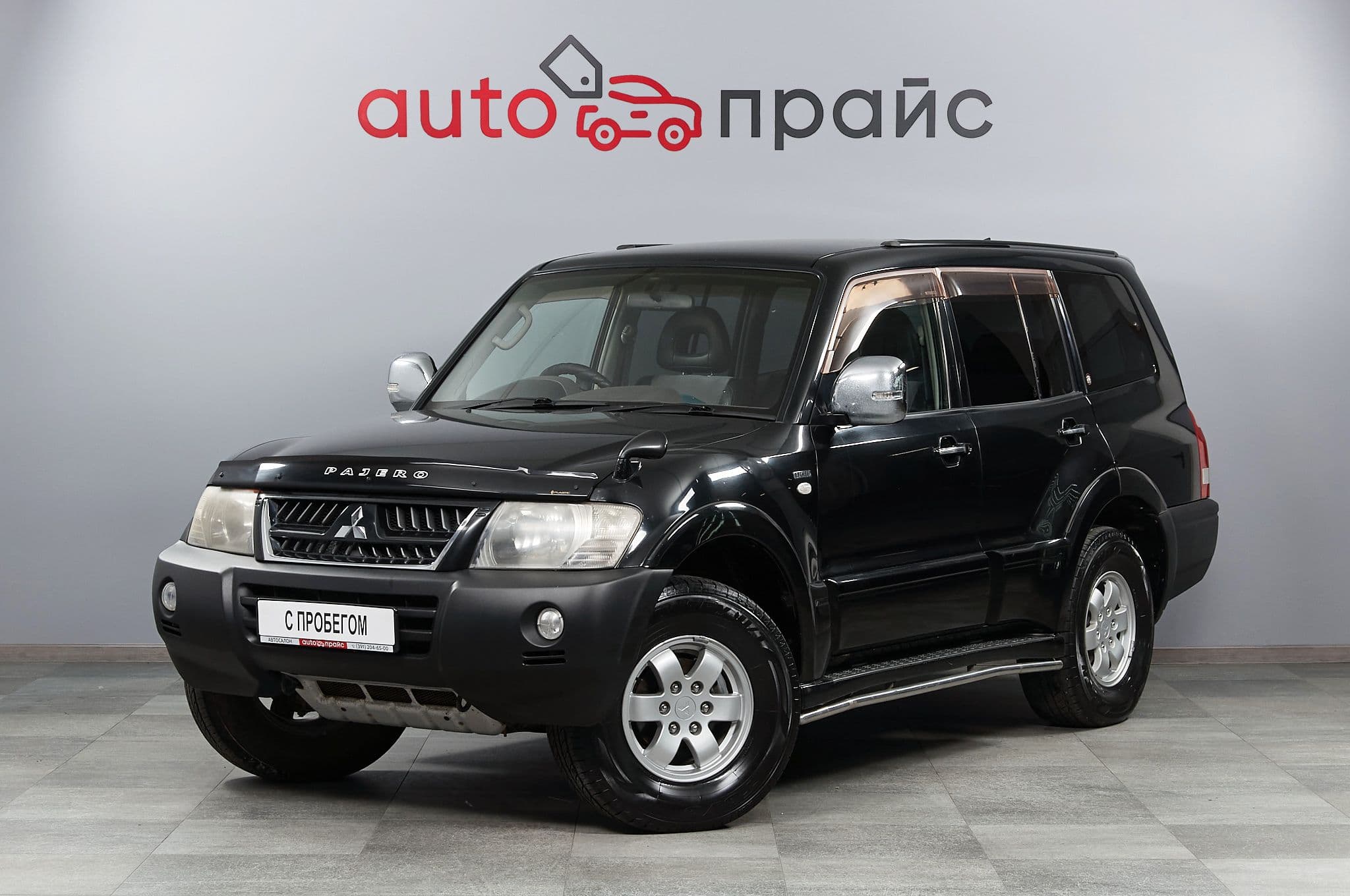 Mitsubishi Pajero - 2