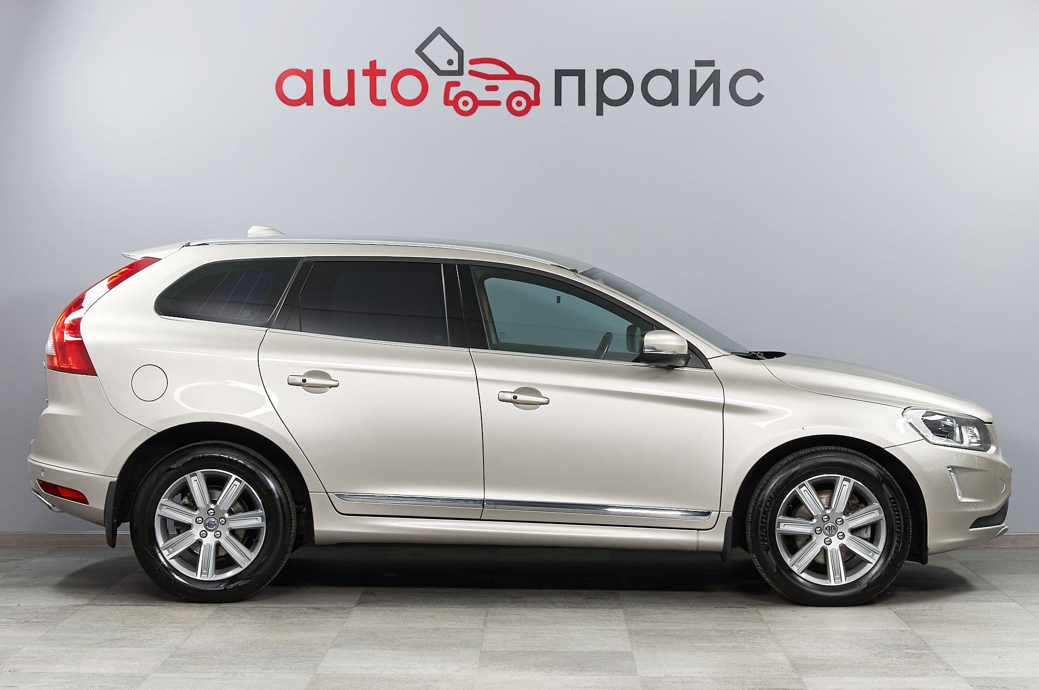 Volvo XC60 - 4