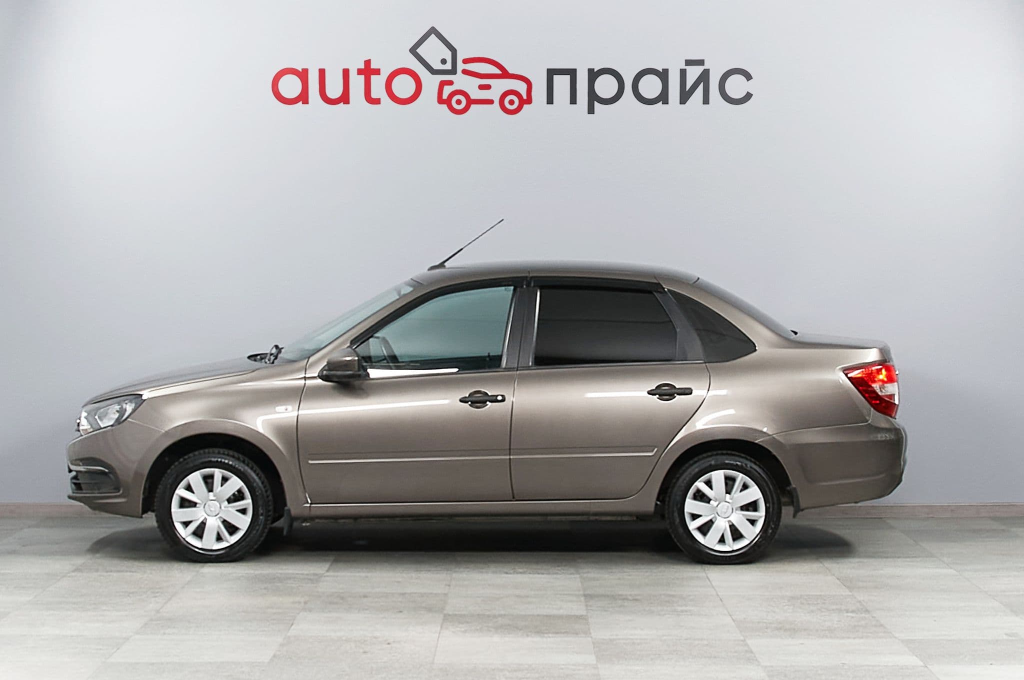 ВАЗ (Lada) Granta - 3