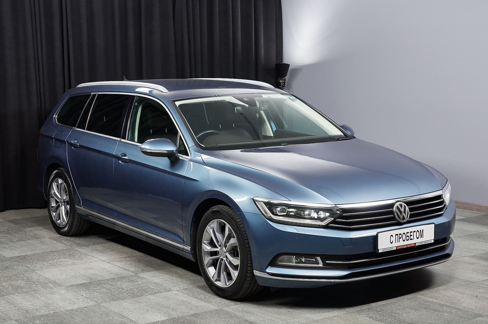 Volkswagen Passat - 3