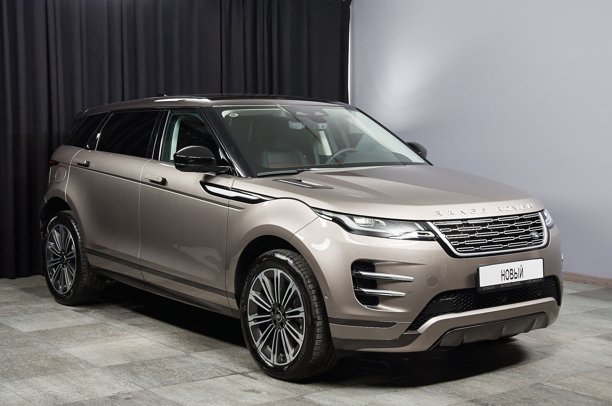 Land Rover Range Rover Evoque - 2