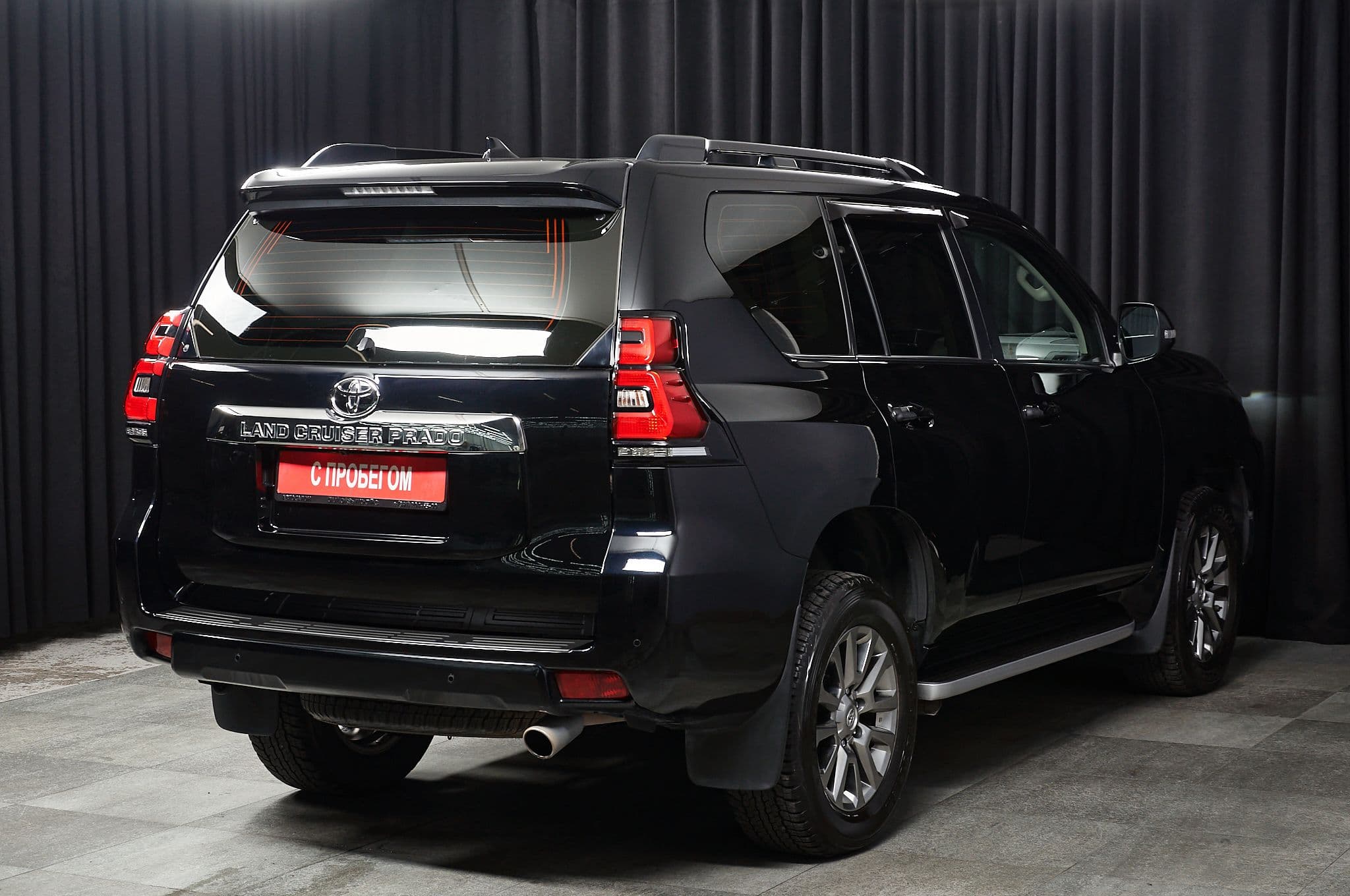 Toyota Land Cruiser Prado - 3
