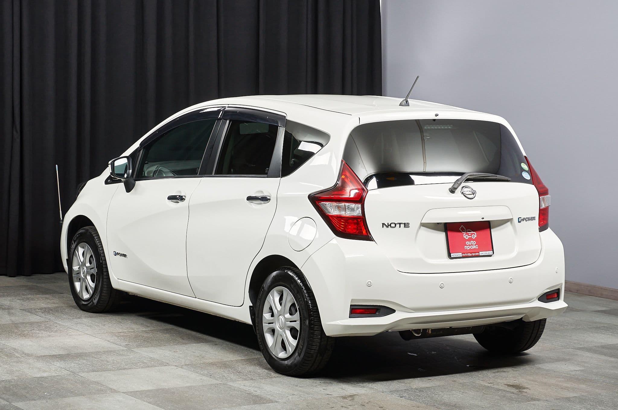 Nissan Note - 4