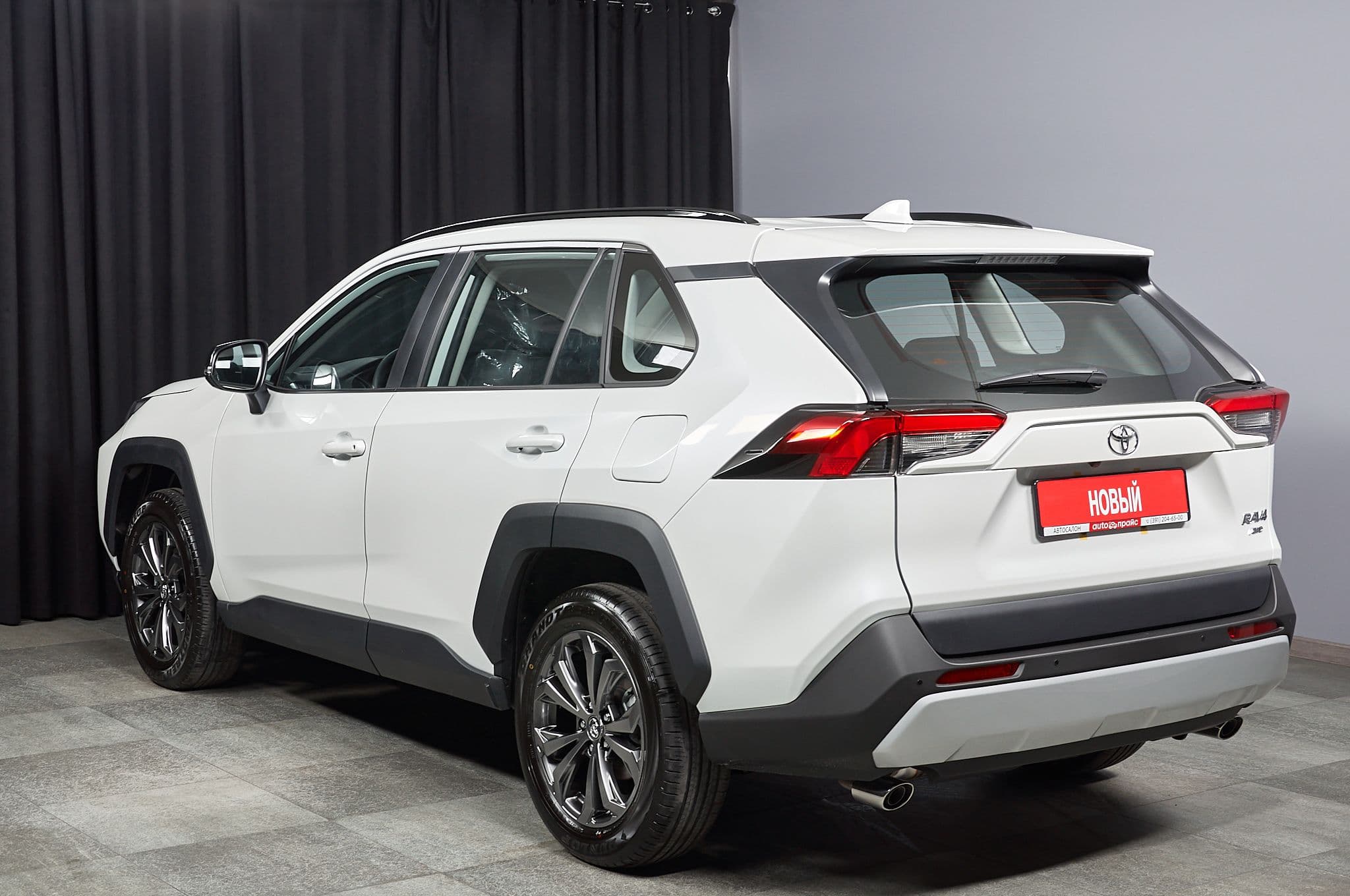 Toyota RAV4 - 5