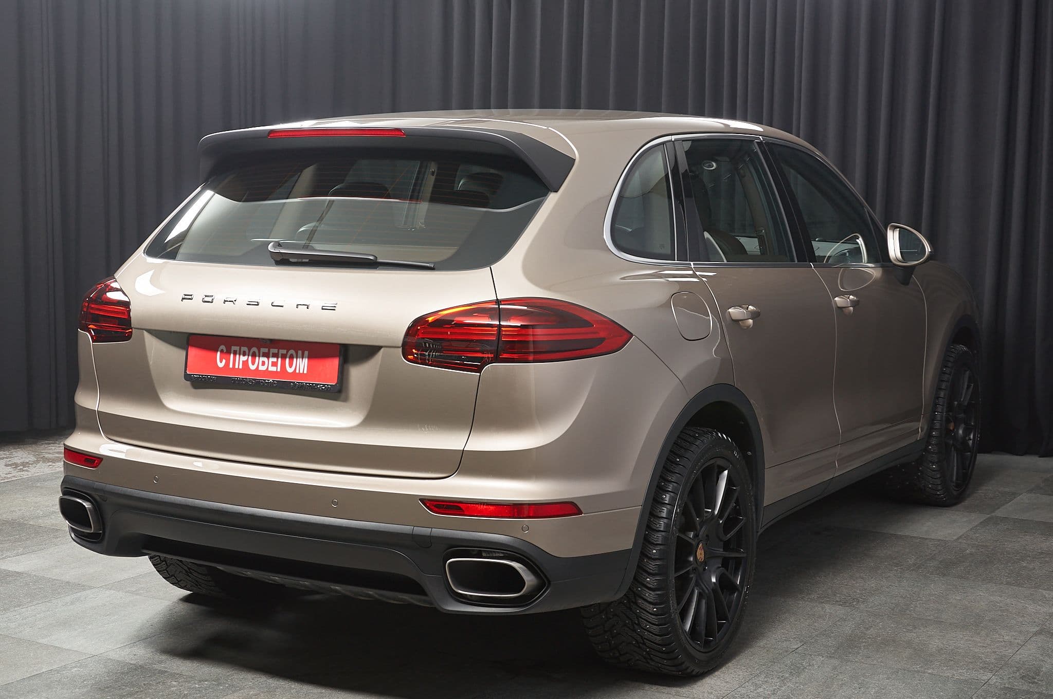 Porsche Cayenne - 3