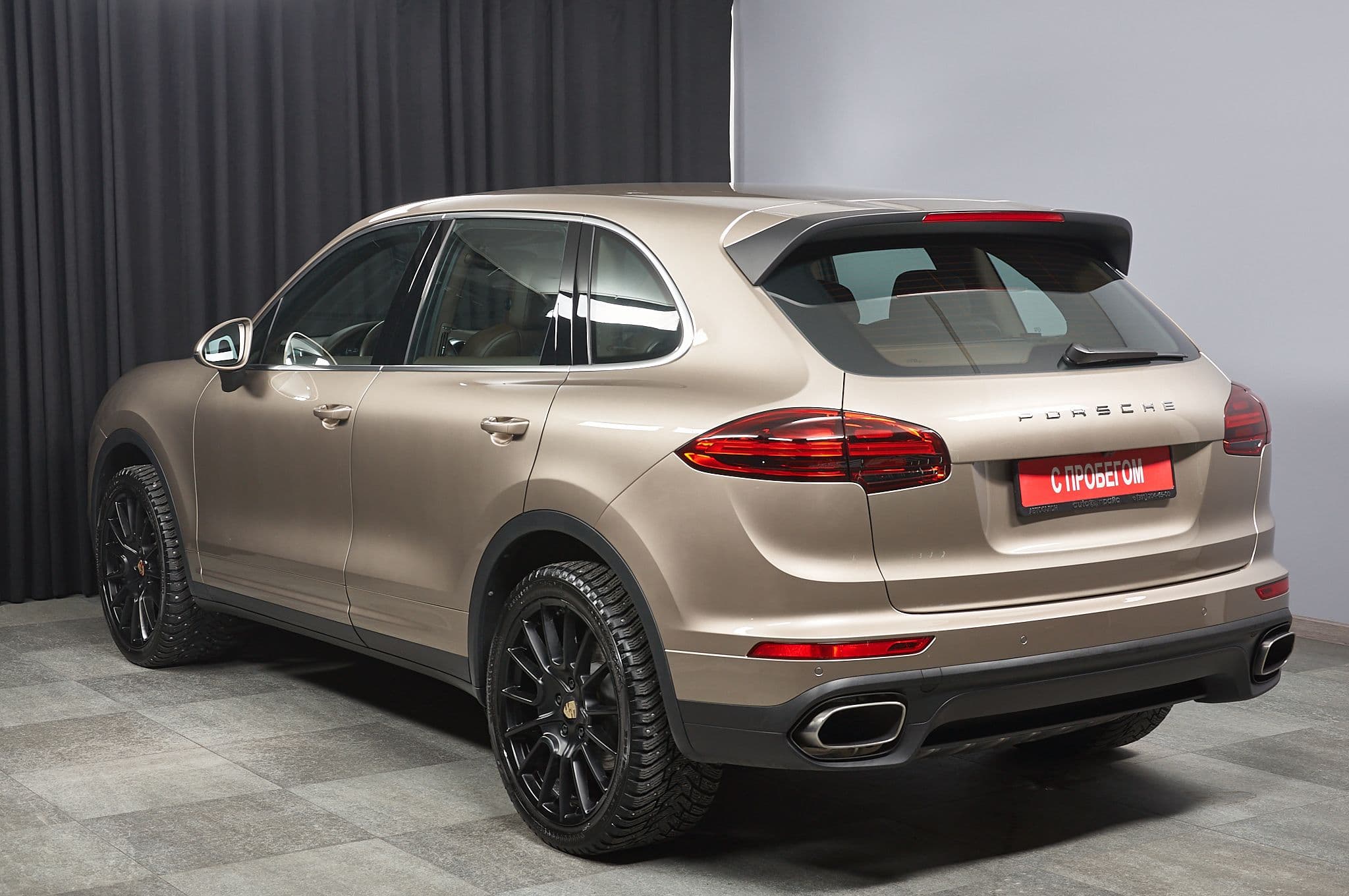 Porsche Cayenne - 5