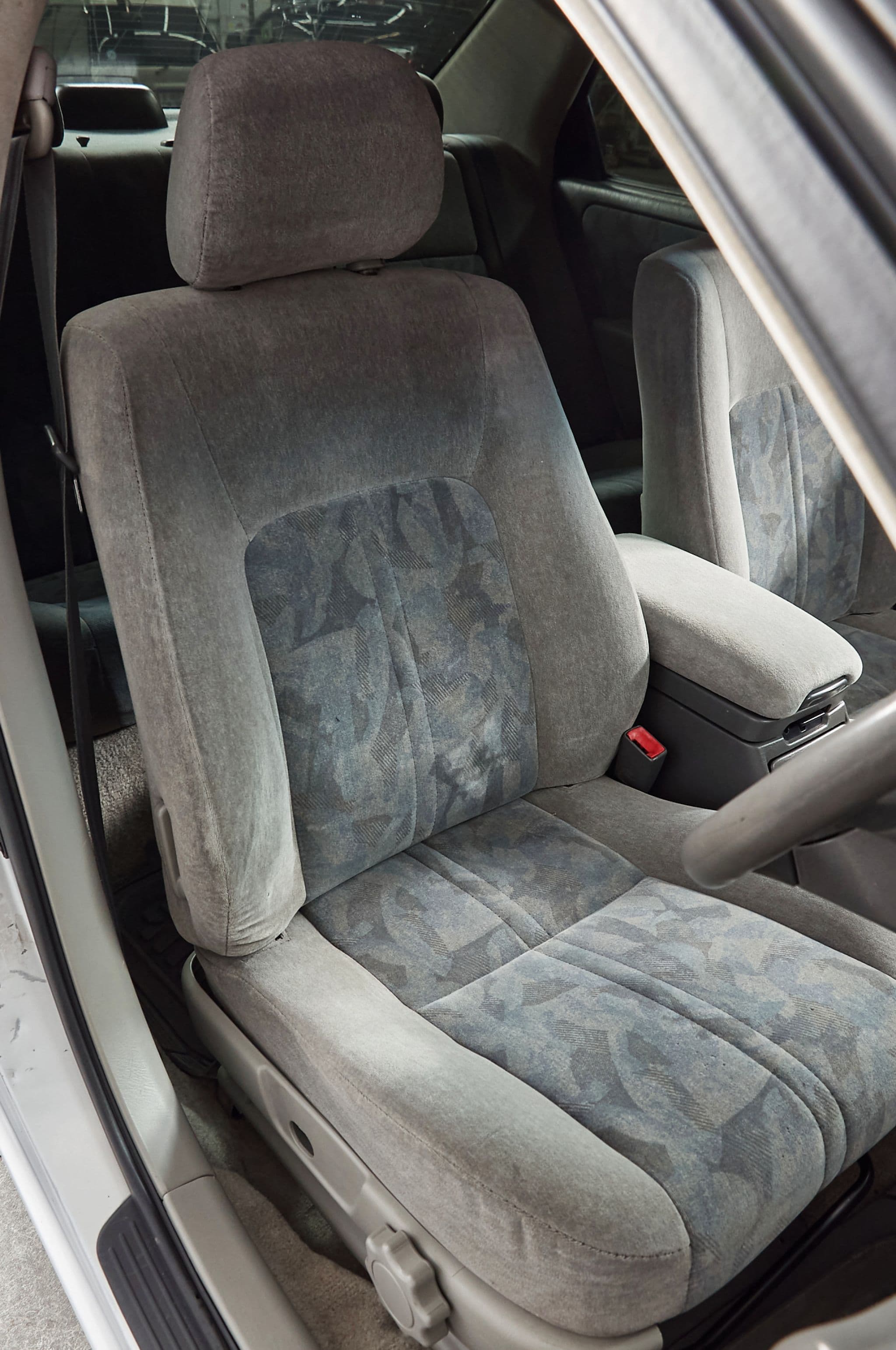 Toyota Camry - 4