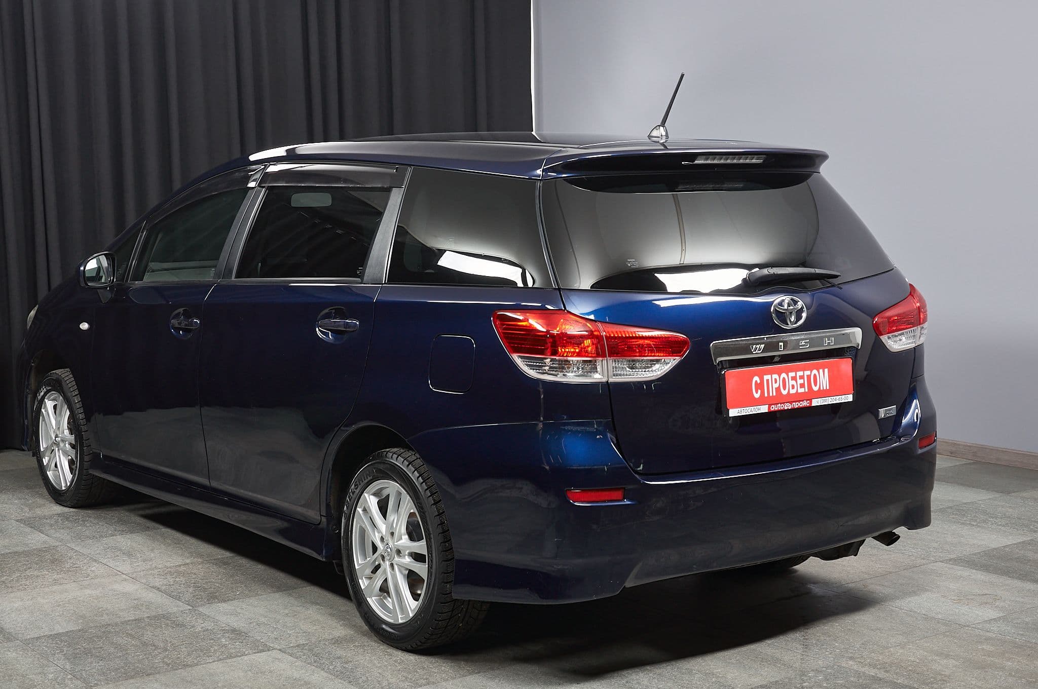Toyota Wish - 5