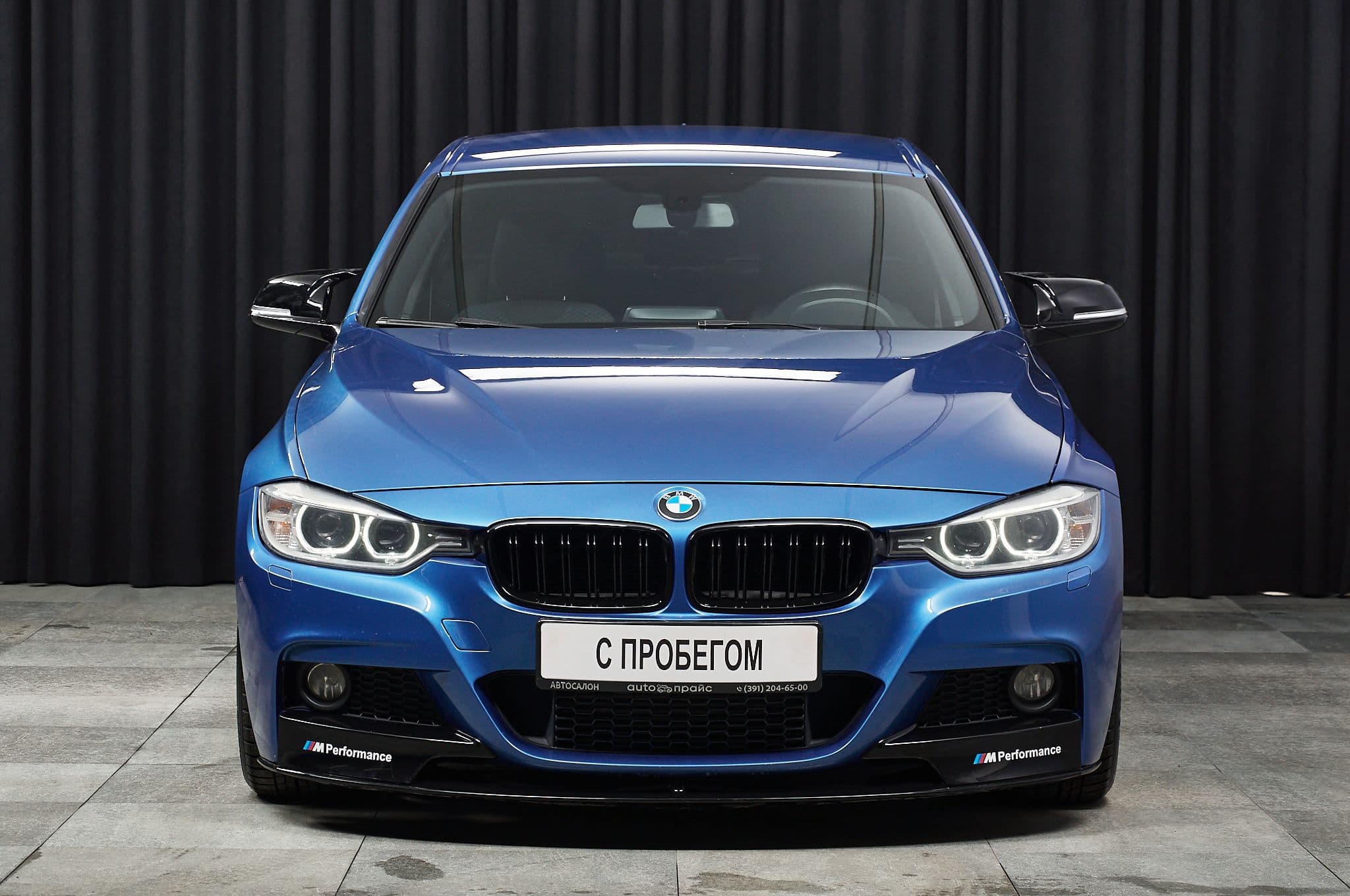 BMW 320i - 1