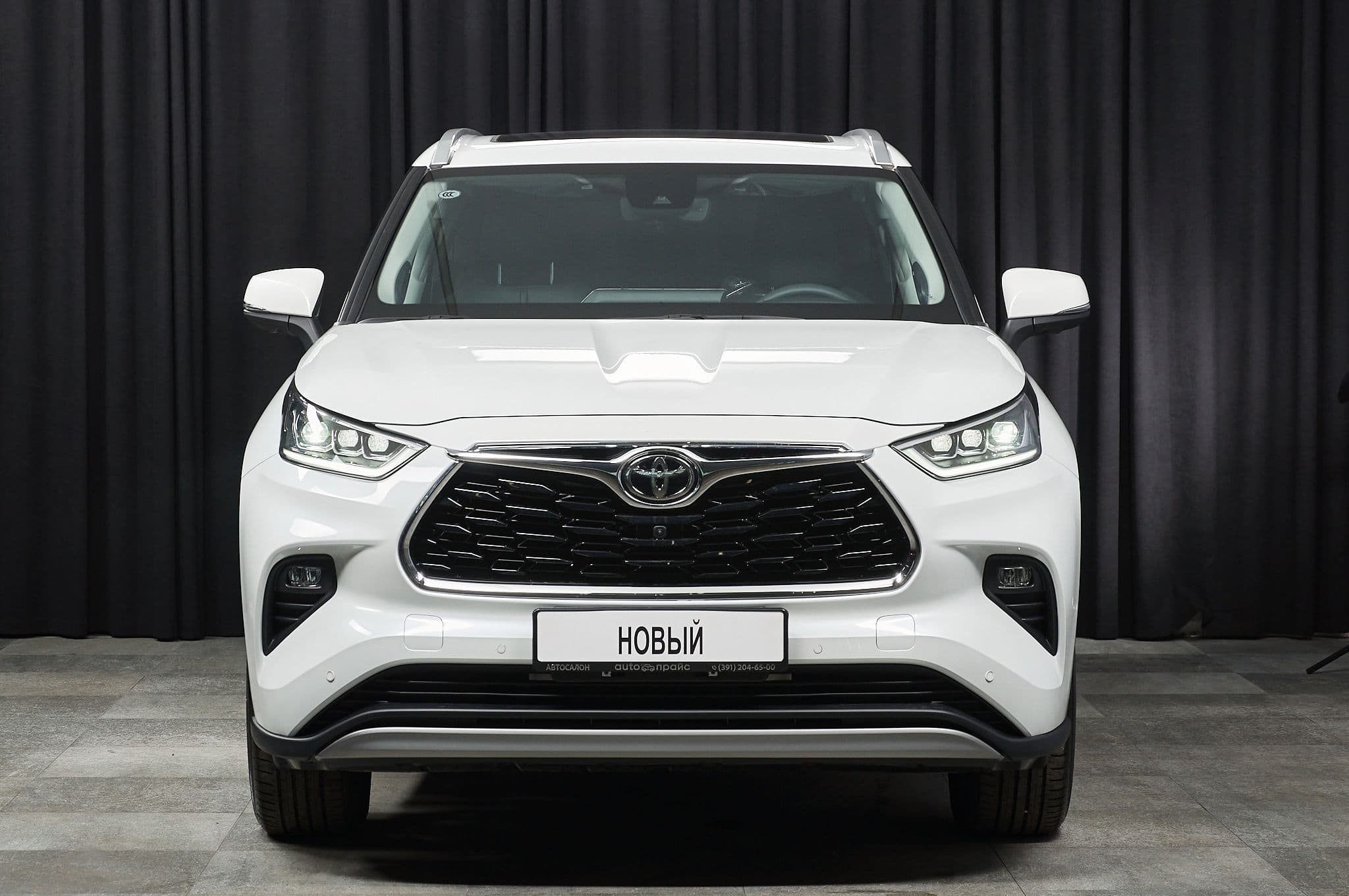 Toyota Highlander - 1