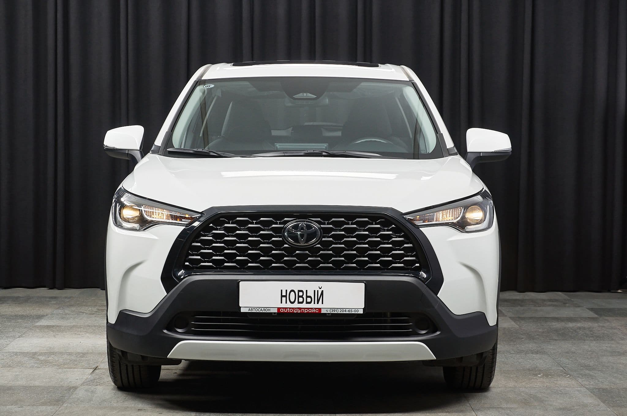Toyota Corolla Cross - 1