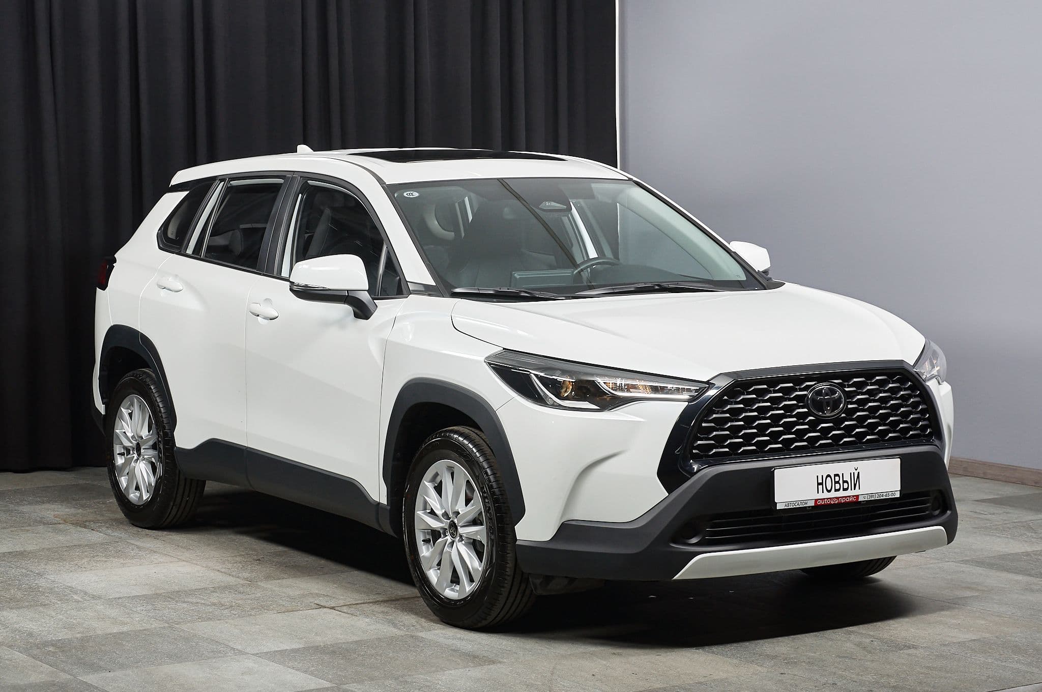 Toyota Corolla Cross - 2
