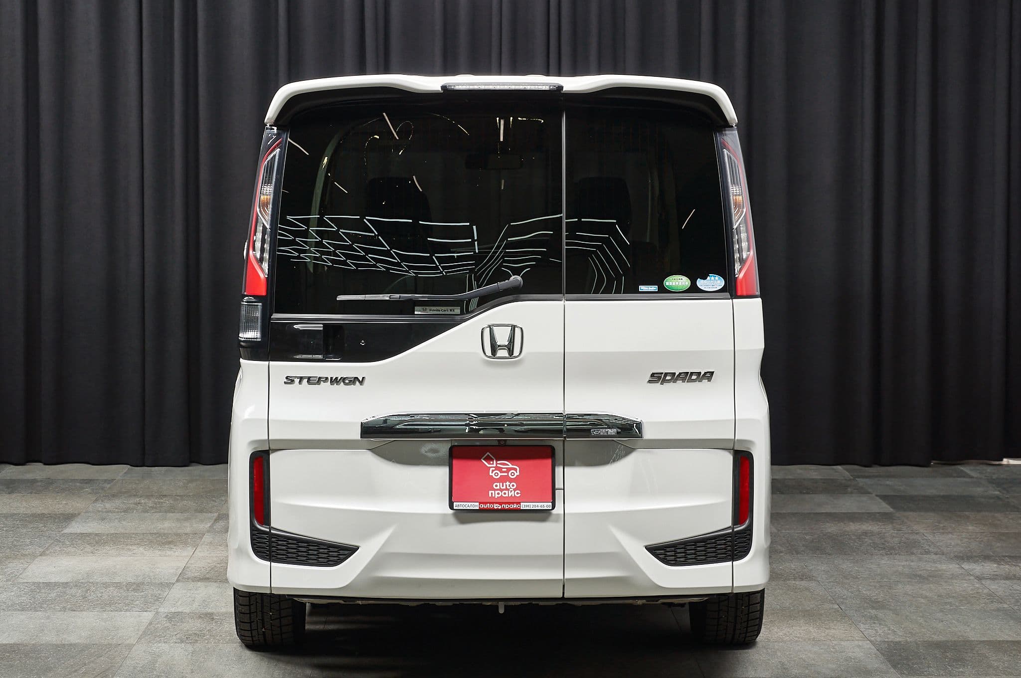 Honda Stepwgn - 5