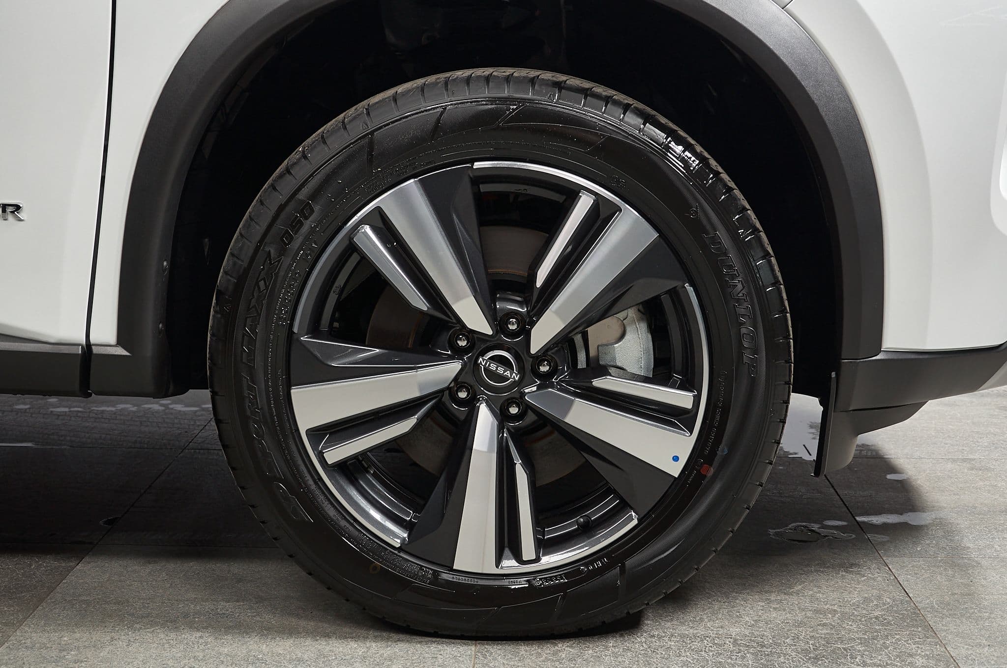 Nissan X-Trail - 5