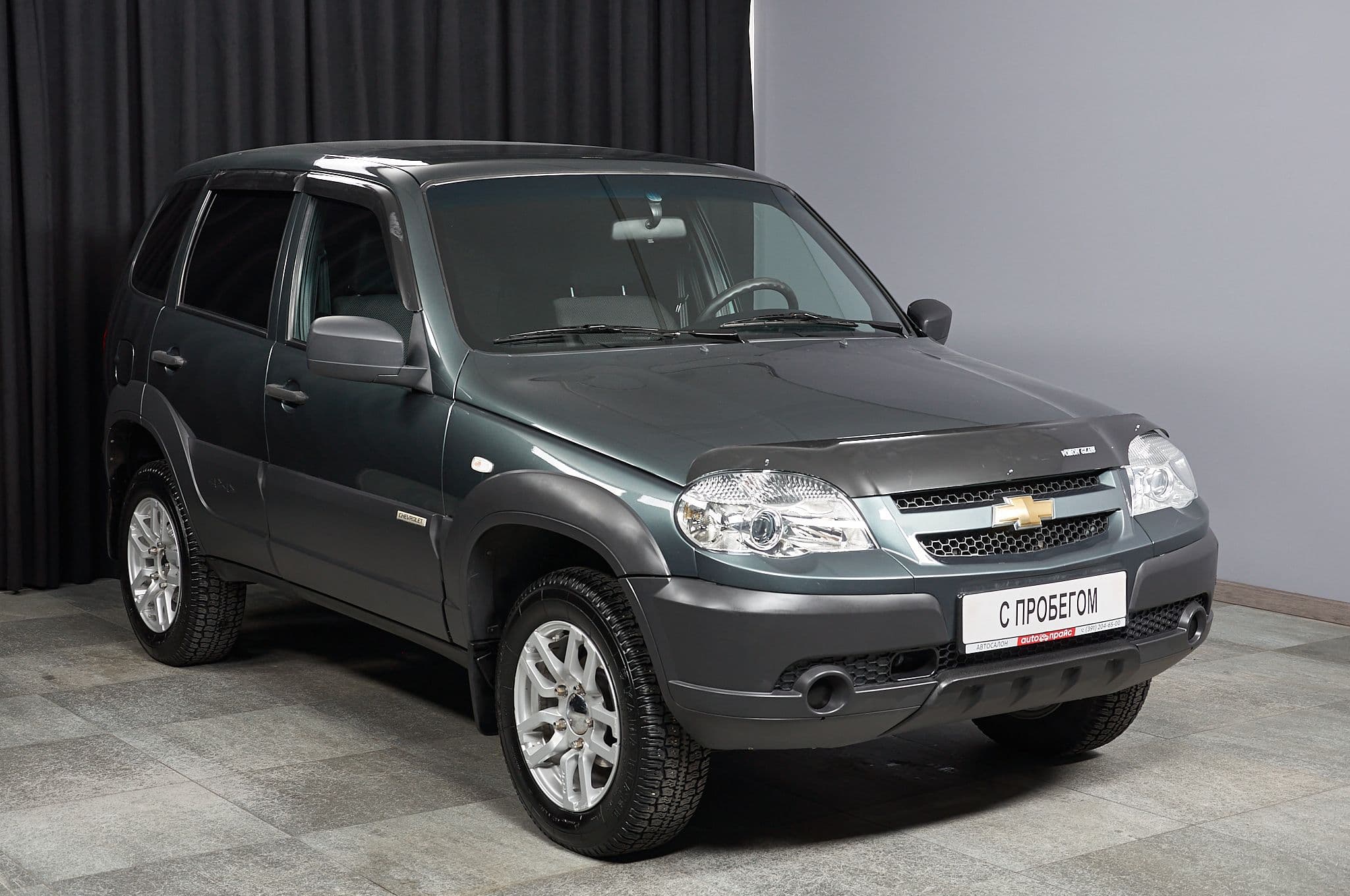 Chevrolet Niva - 2