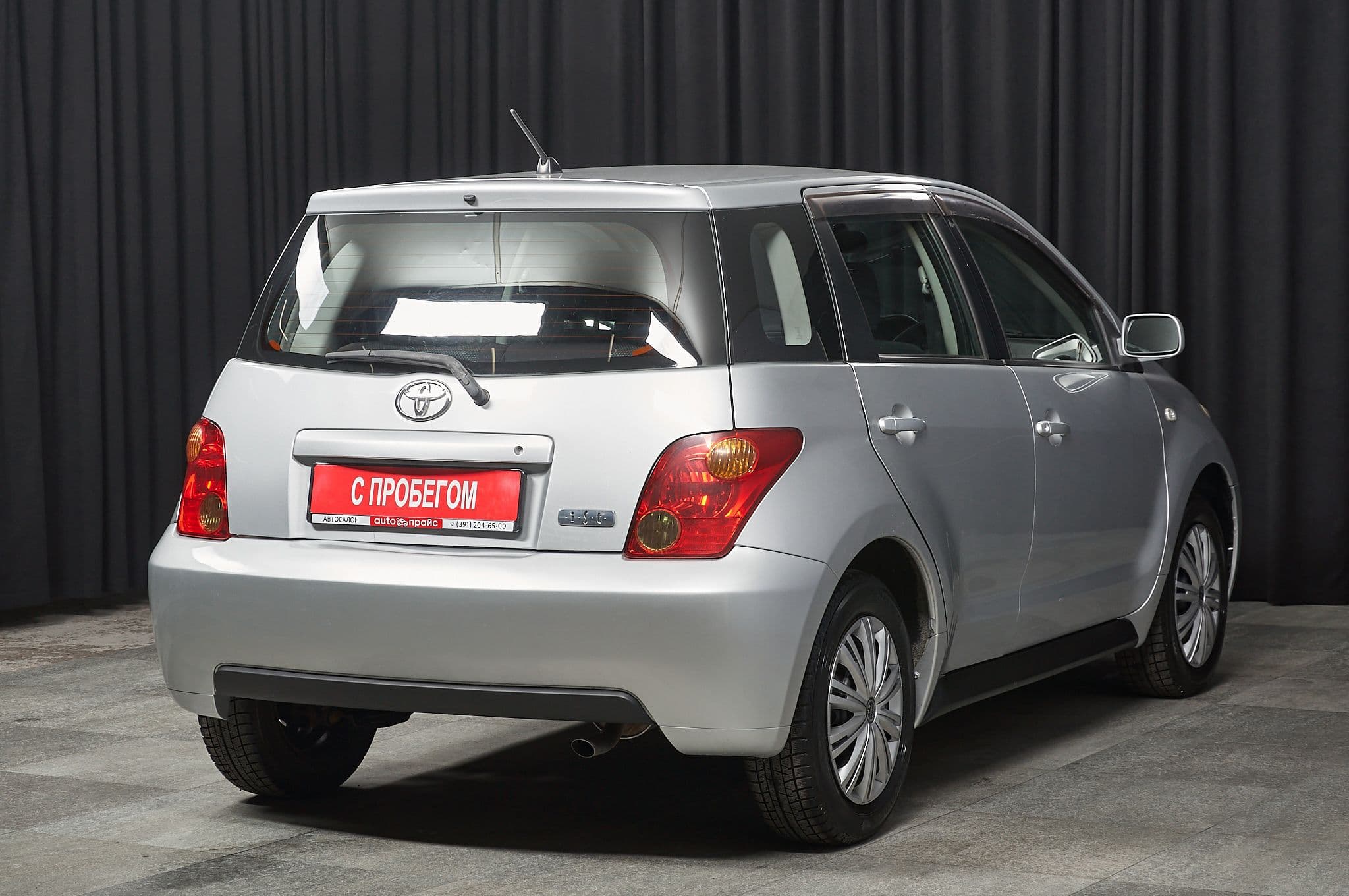 Toyota Ist - 3
