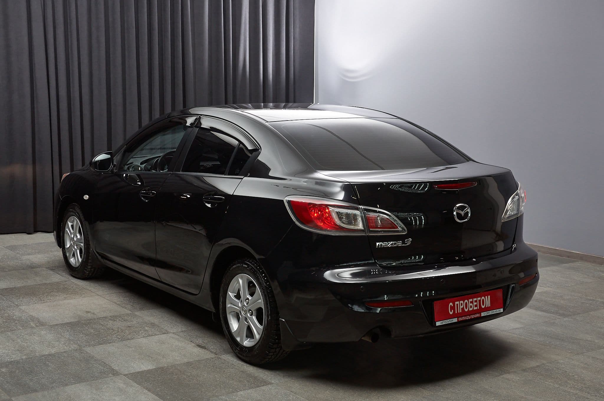 Mazda 3 - 4