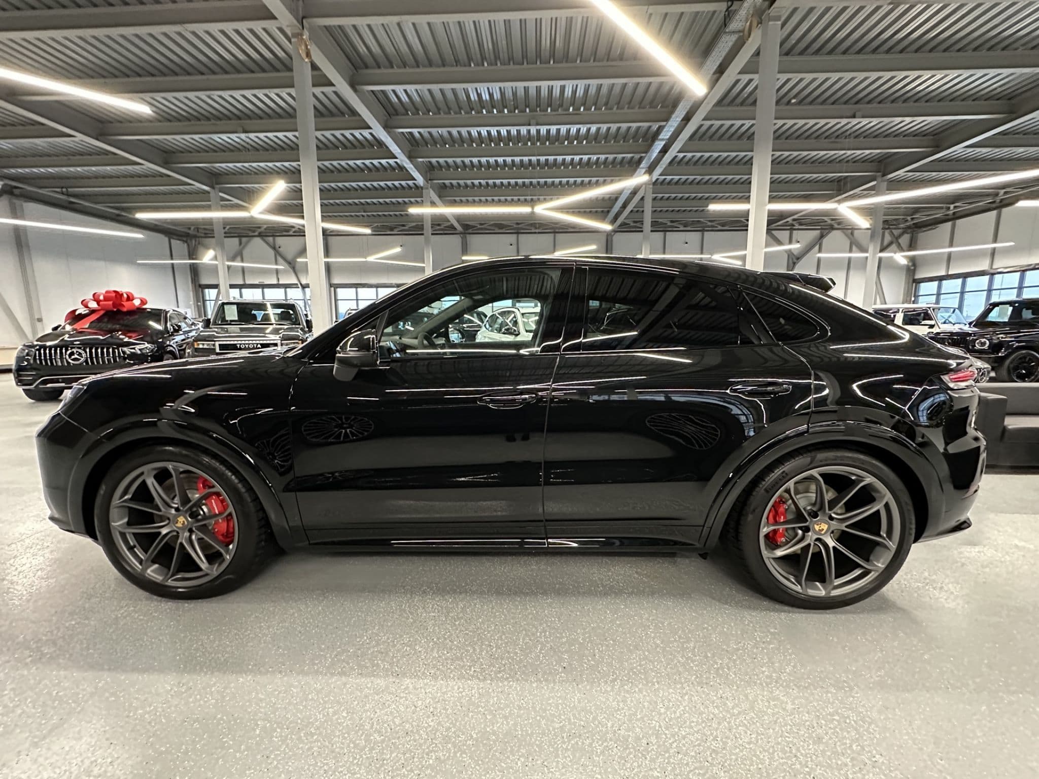 Porsche Cayenne - 1