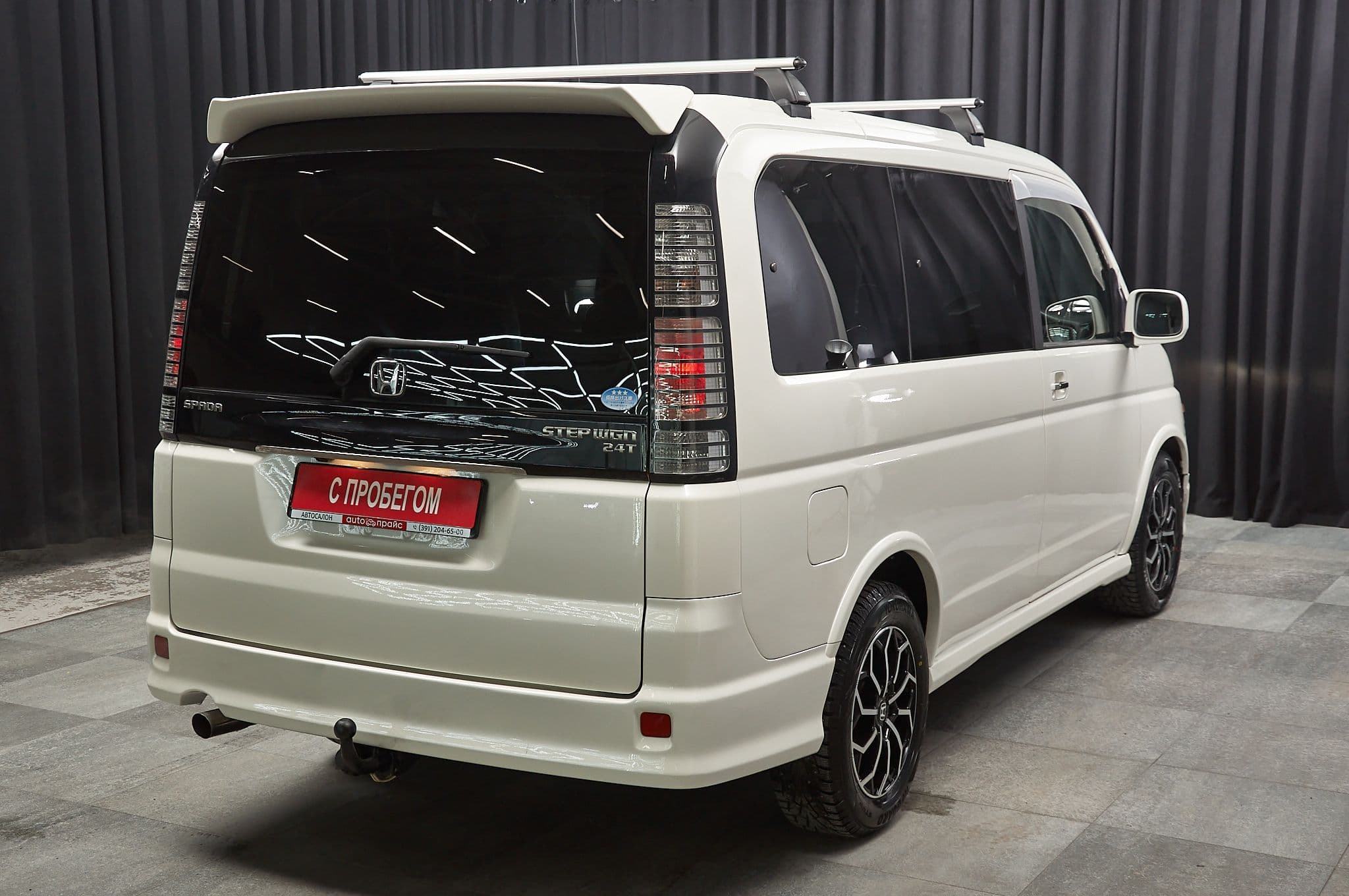 Honda Stepwgn - 3