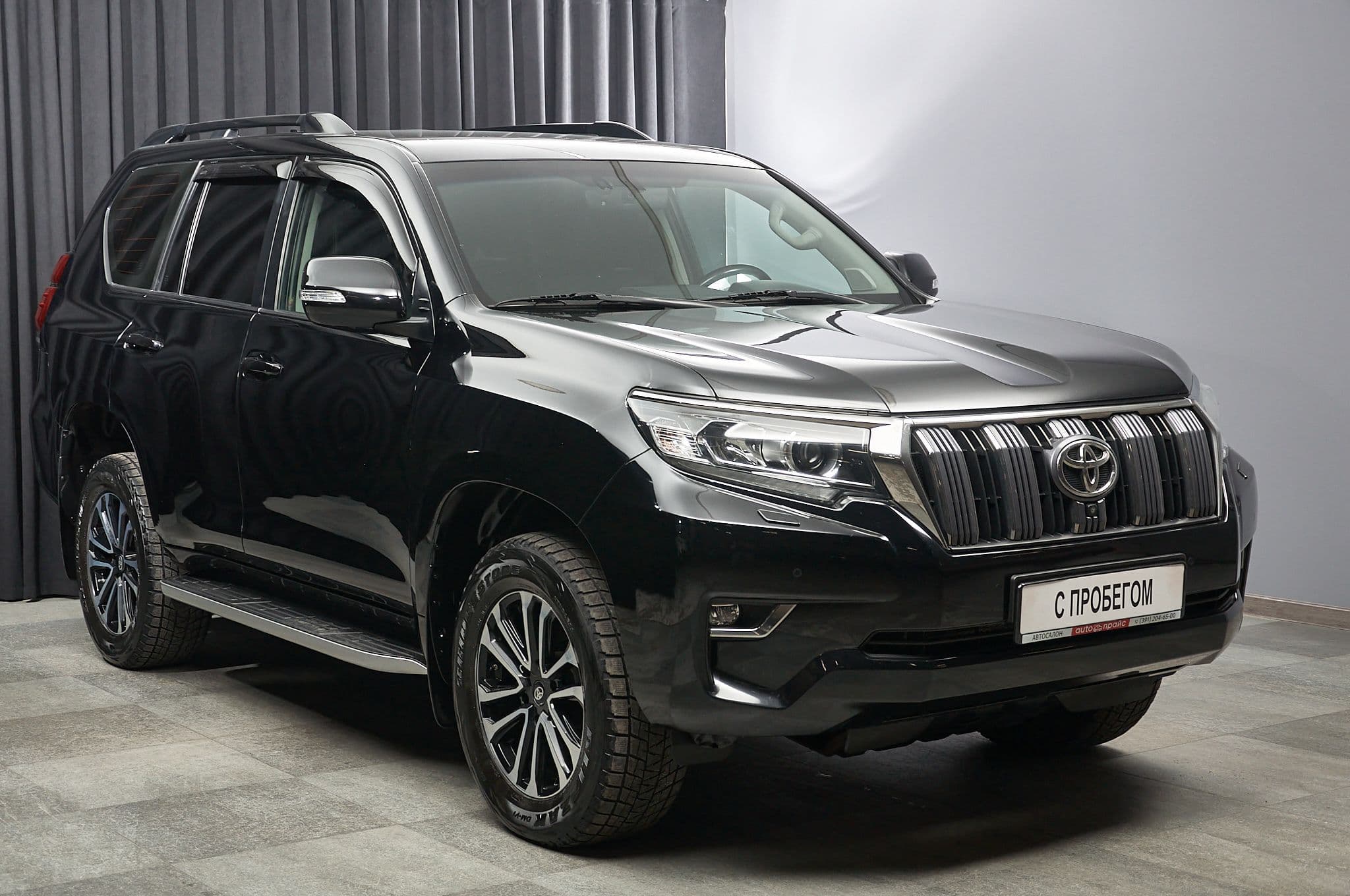 Toyota Land Cruiser Prado - 2