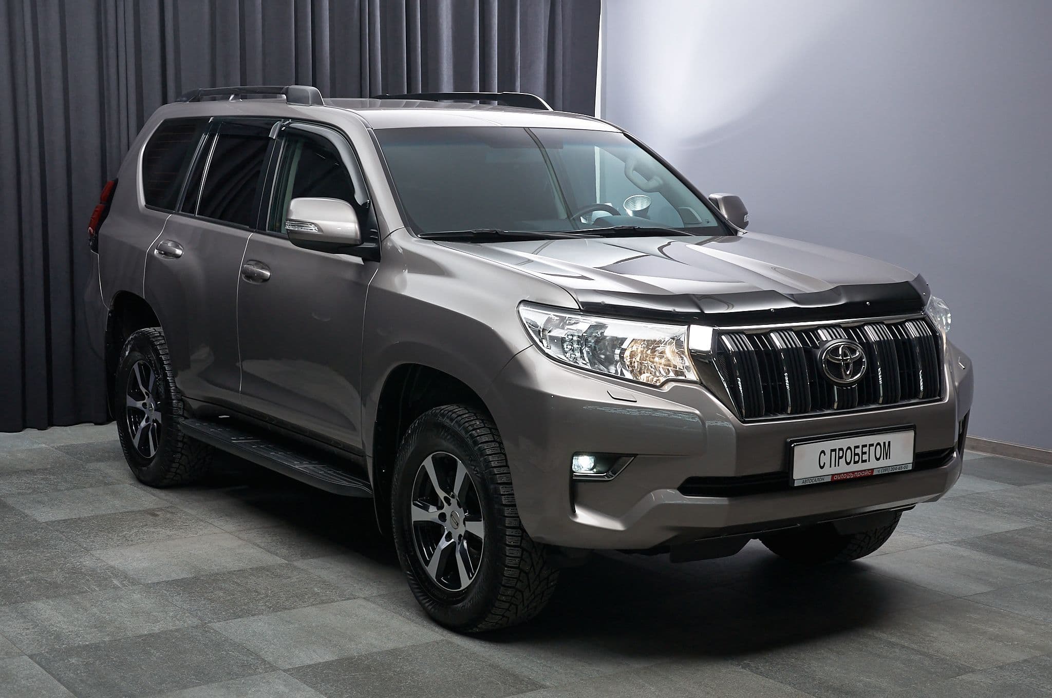 Toyota Land Cruiser Prado - 2