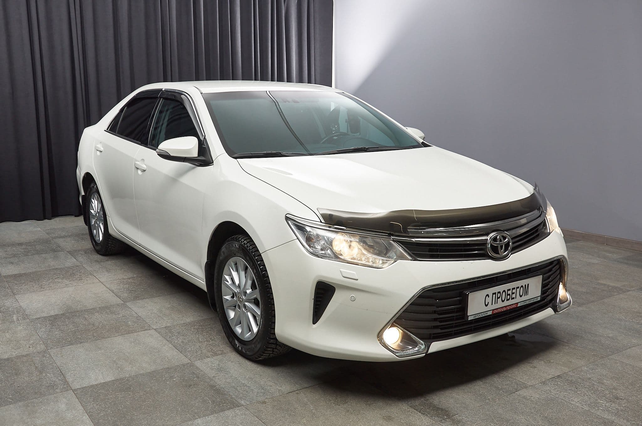 Toyota Camry - 2