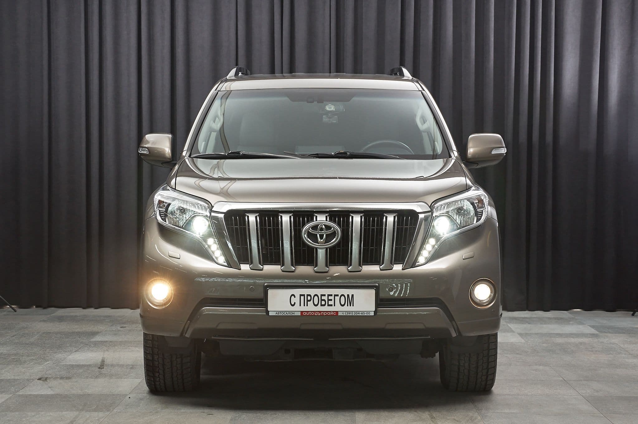 Toyota Land Cruiser Prado - 2